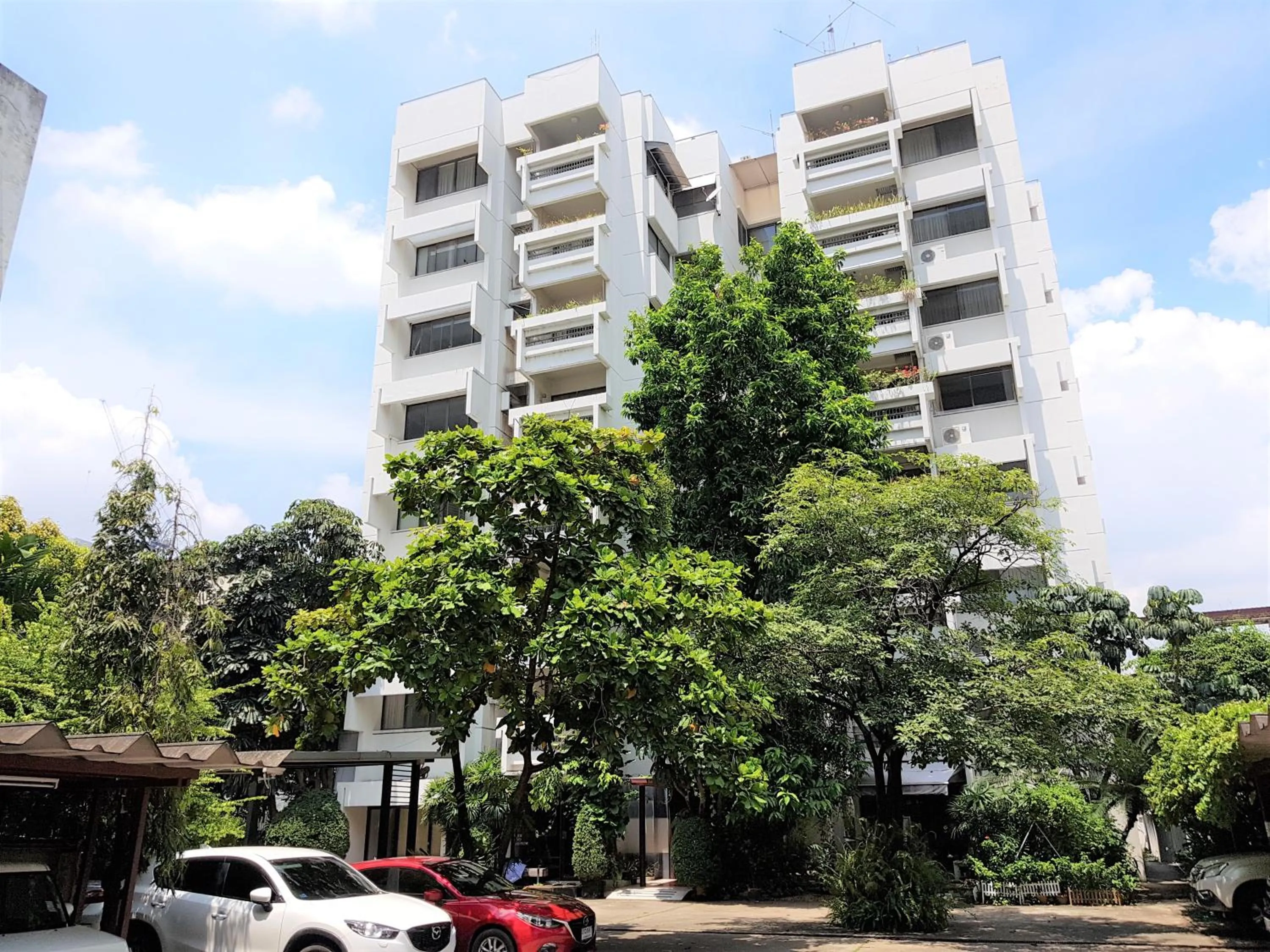 Property building in P.T. Court