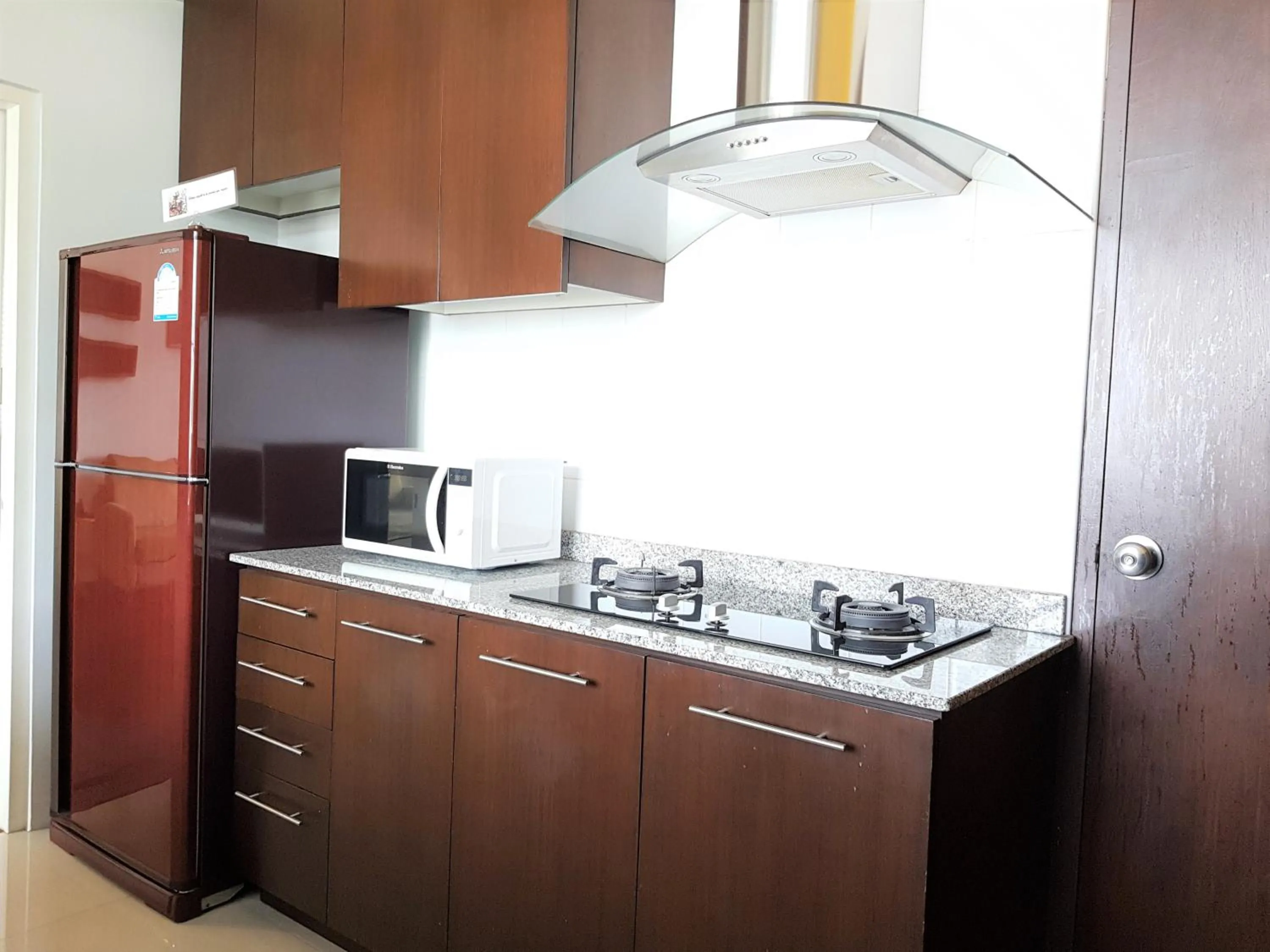 Kitchen or kitchenette in P.T. Court