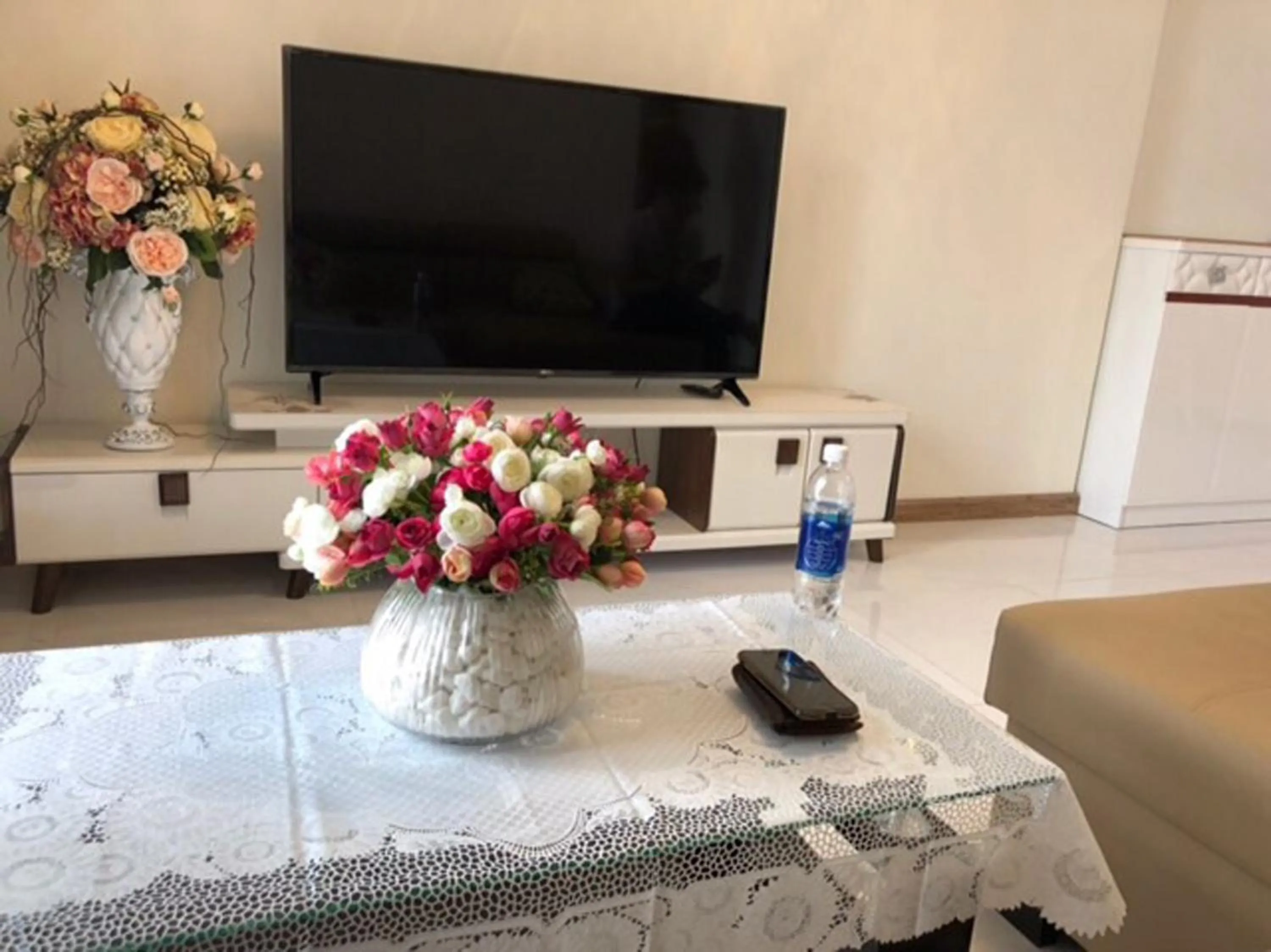 Capitalland's Service Apartment Landmark 1 Vinhomes