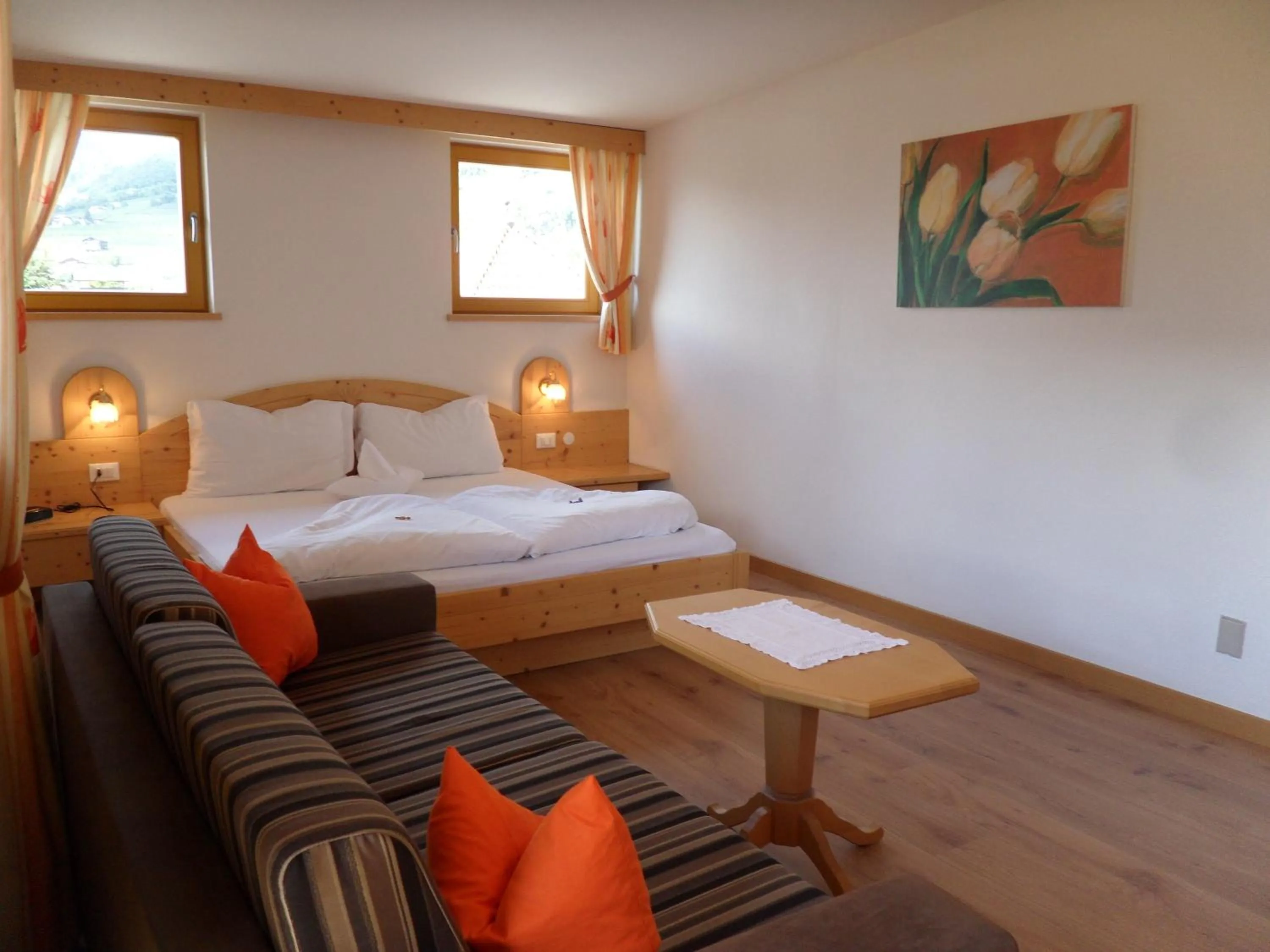 Photo of the whole room, Bed in Hotel FleurAlp