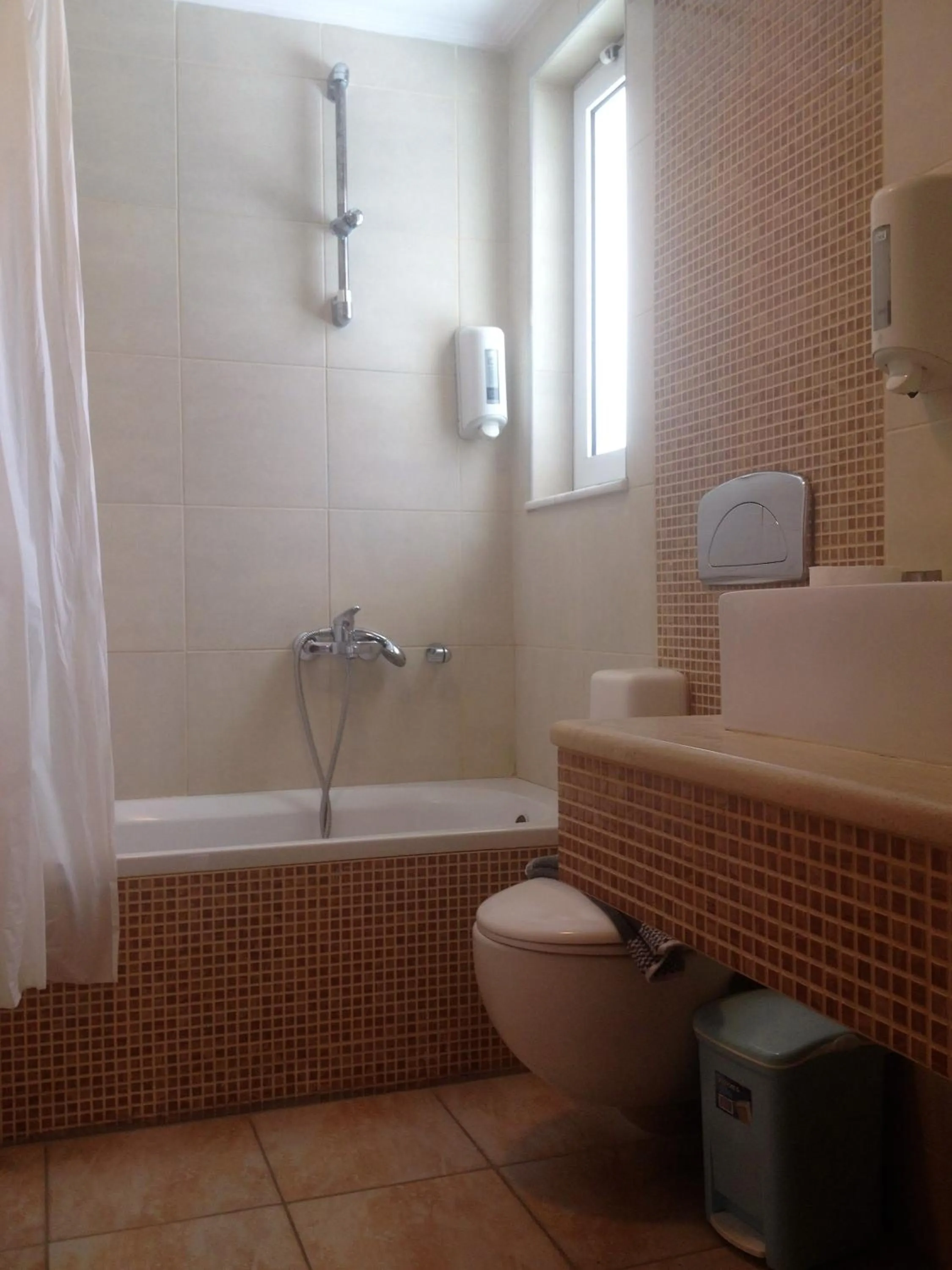 Bathroom in Bristol Sea View Apartments