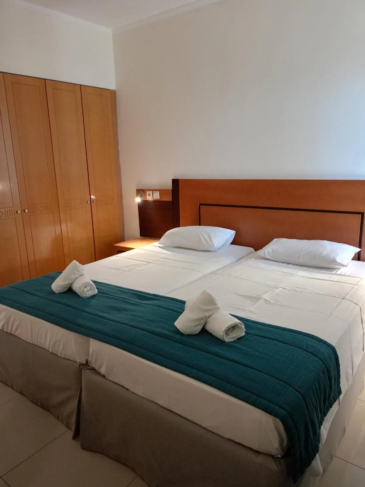 Bedroom, Bed in Bristol Sea View Apartments