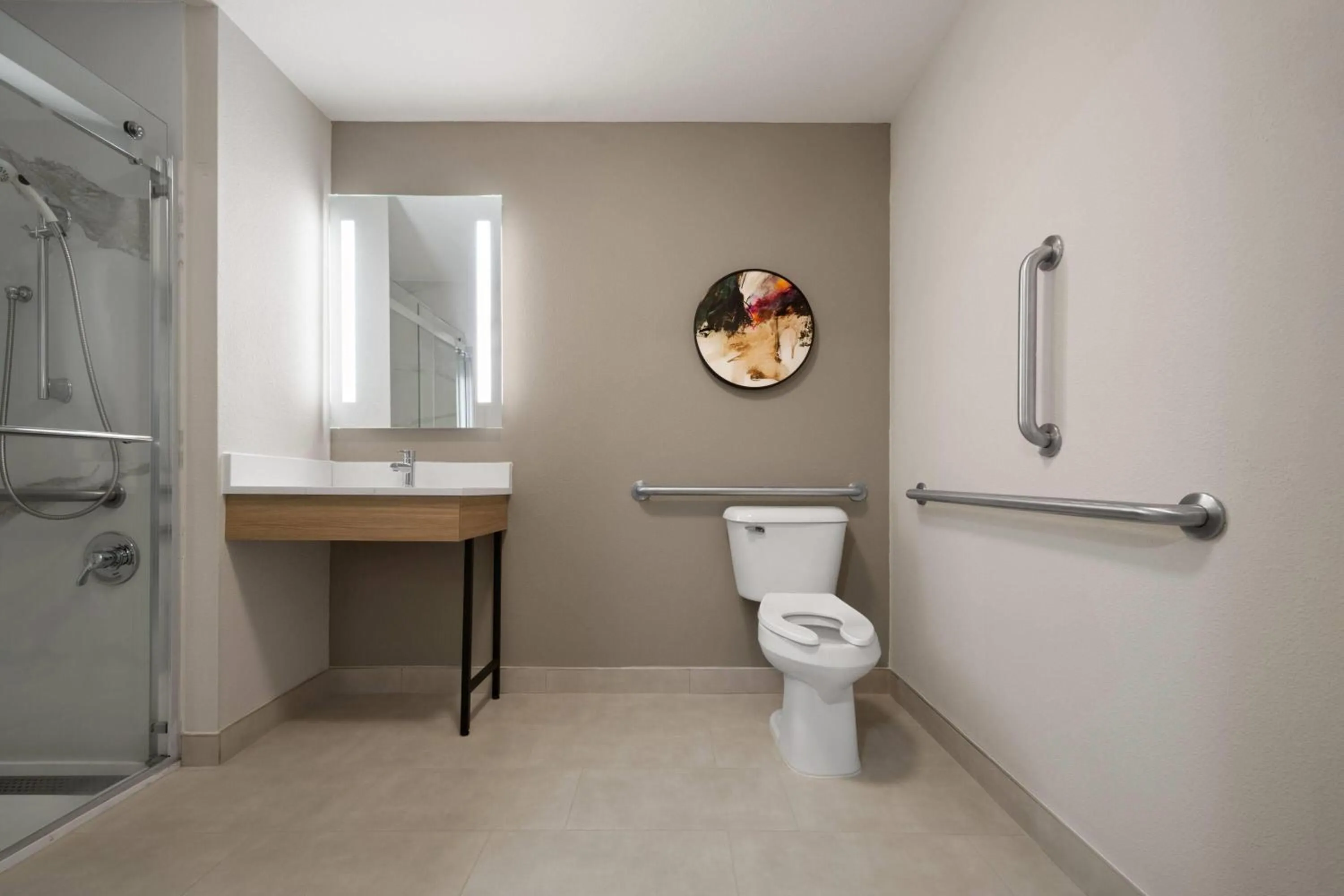 Shower in La Quinta Inn & Suites by Wyndham Greenville Woodruff Rd