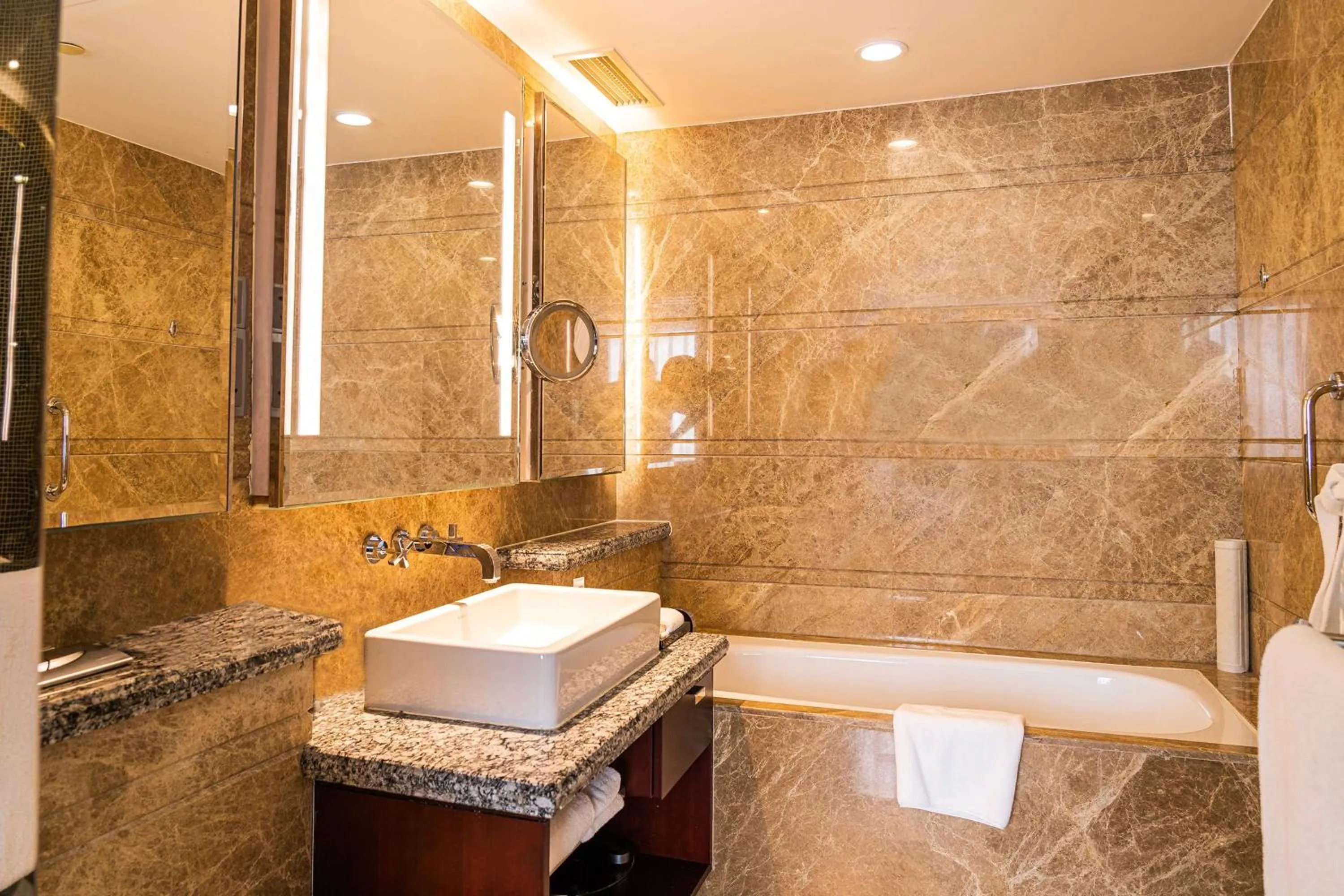 Bathroom in Radisson Tianjin