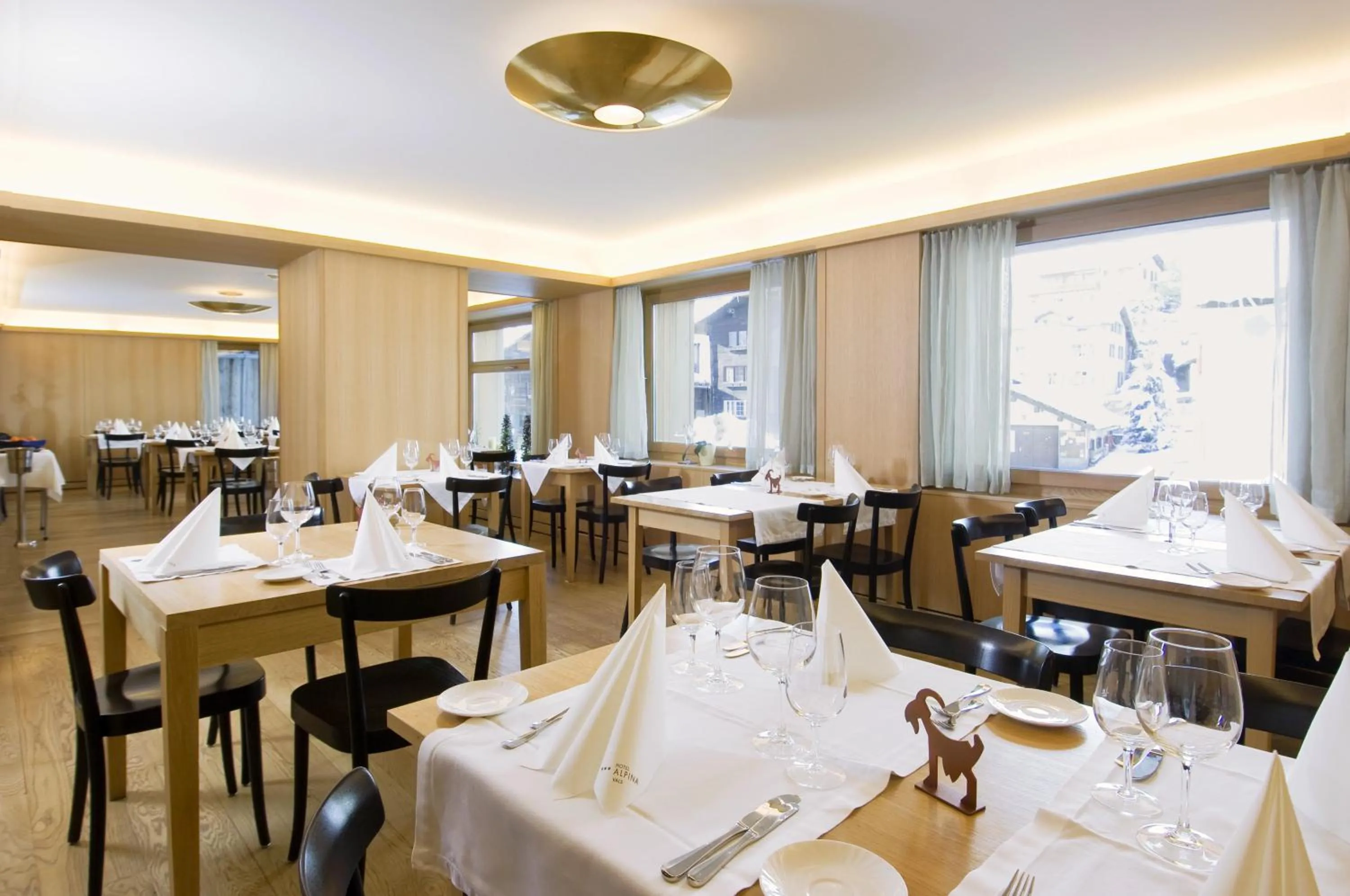 Restaurant/places to eat in Hotel Alpina
