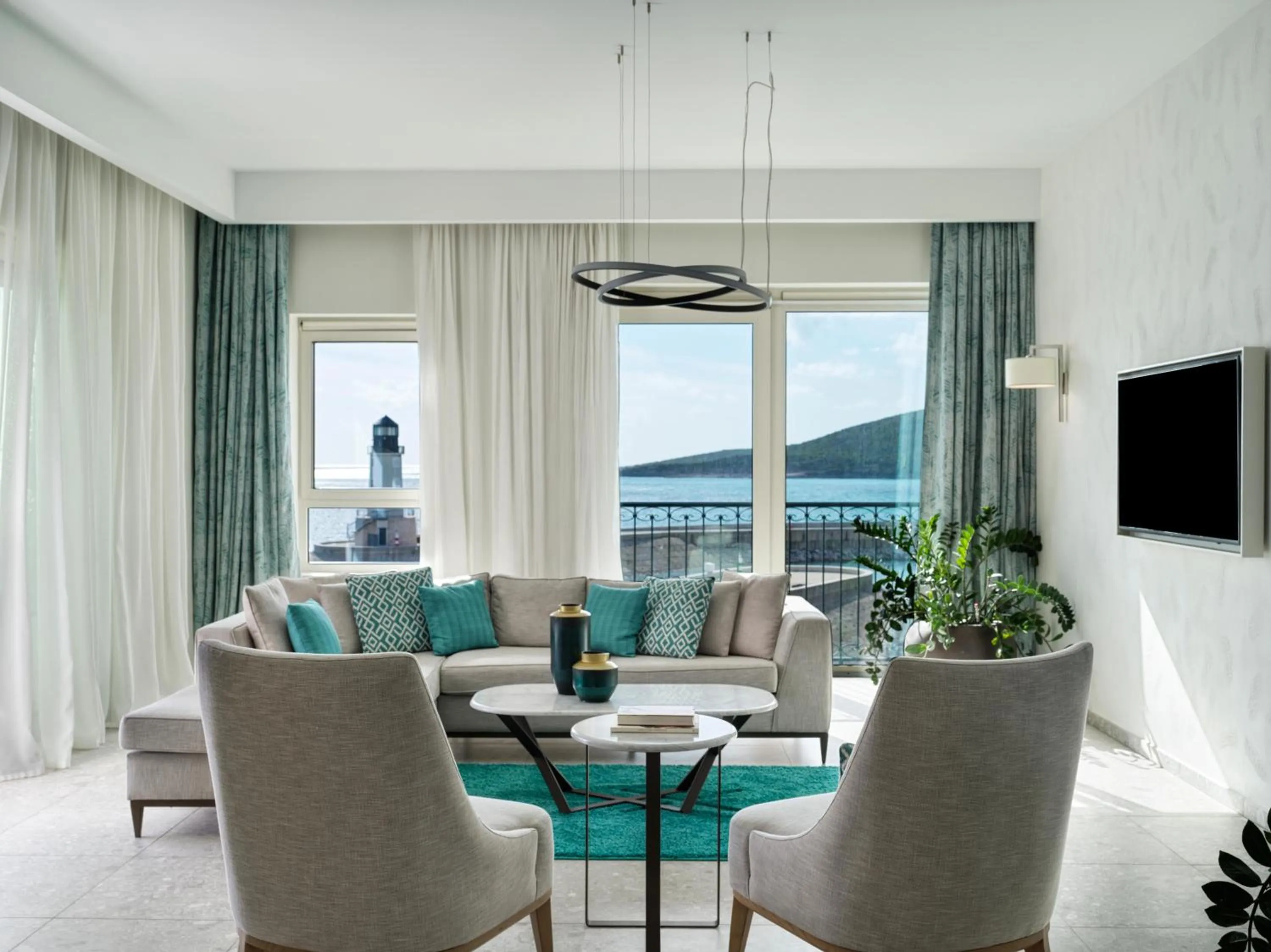 Photo of the whole room in The Chedi Luštica Bay