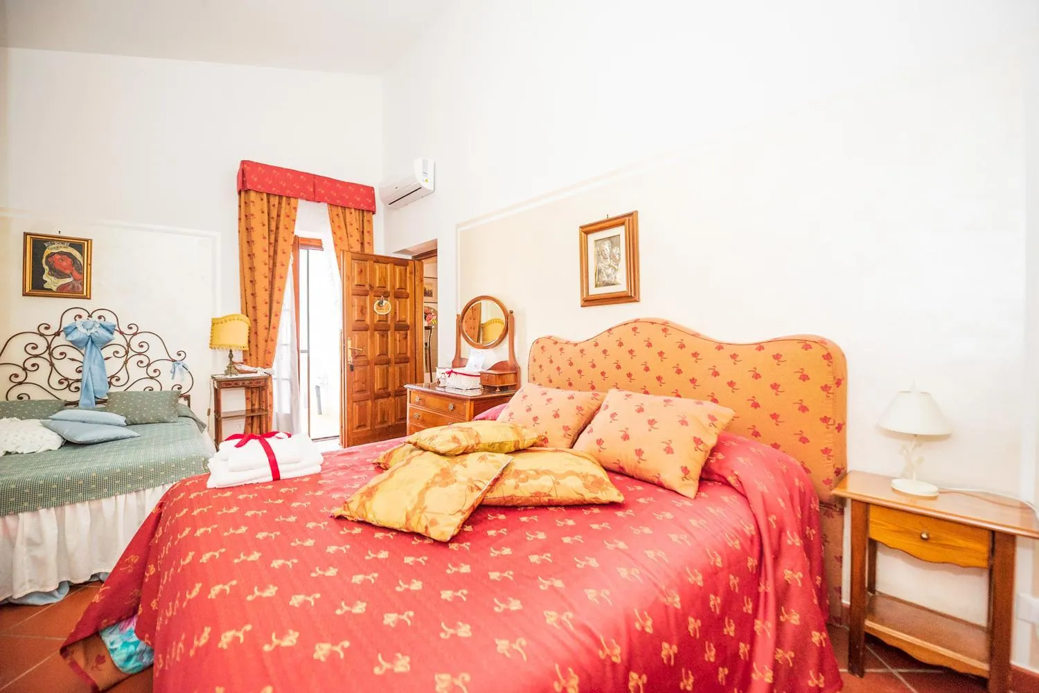 Bed in Villa Ida Bed & Breakfast