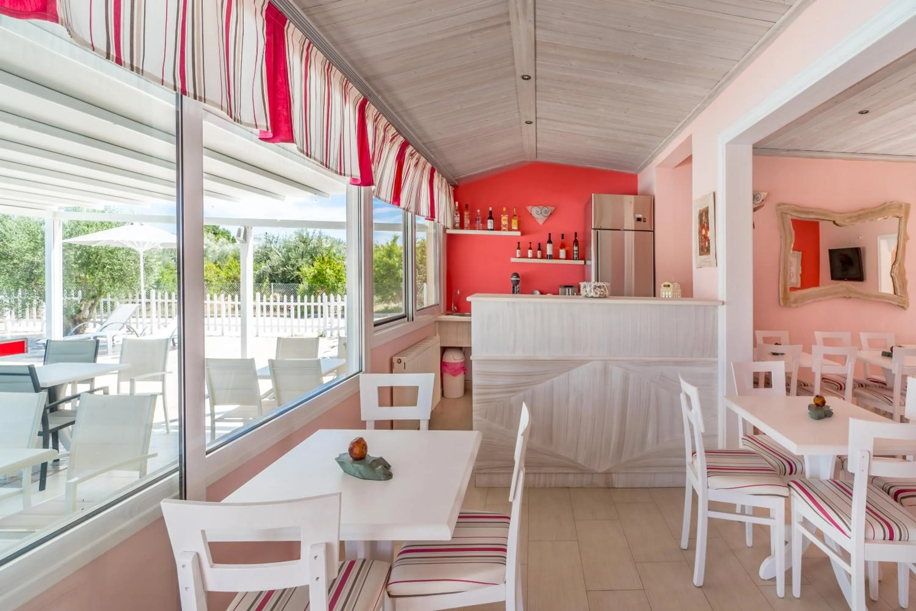 Lounge or bar in Leonidas Resort