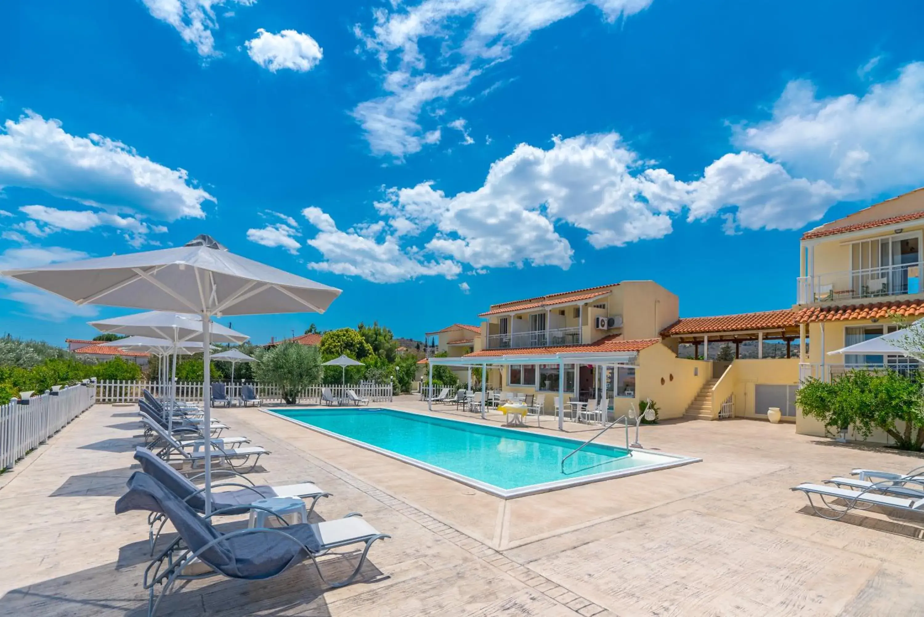 Leonidas Resort Leonidas Resort