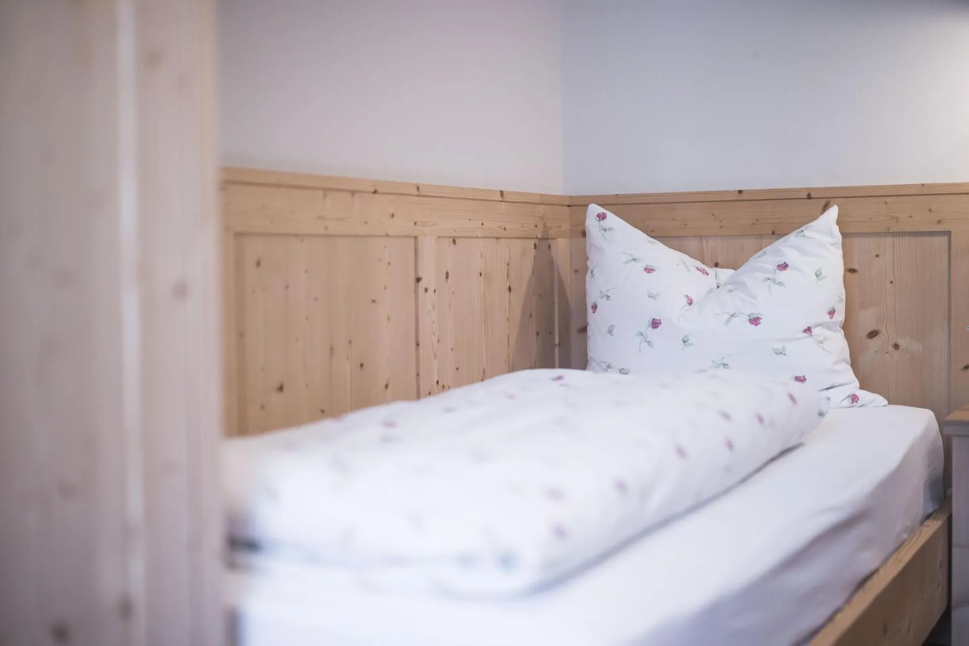 Bed in Emma Historic Hotel