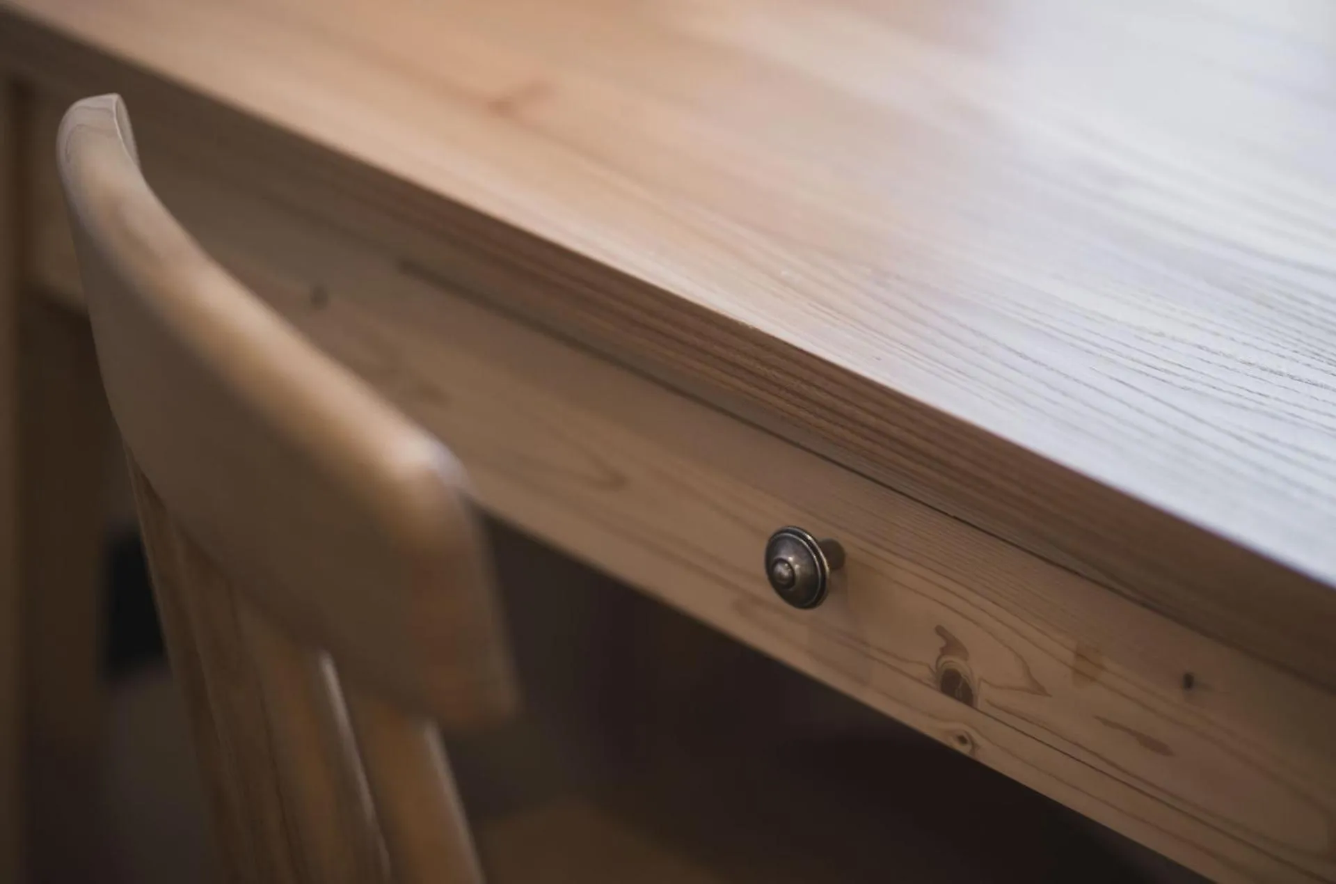 Decorative detail in Emma Historic Hotel