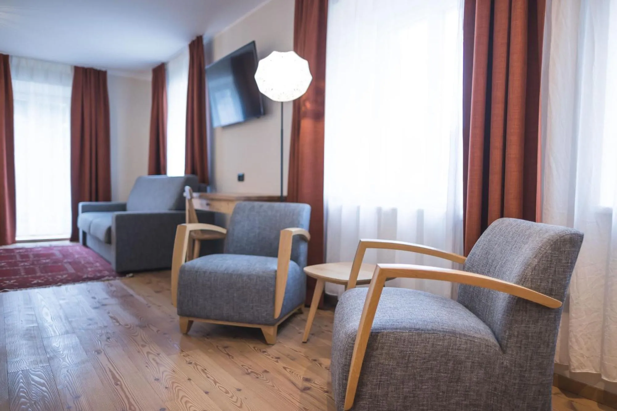Seating area in Emma Historic Hotel