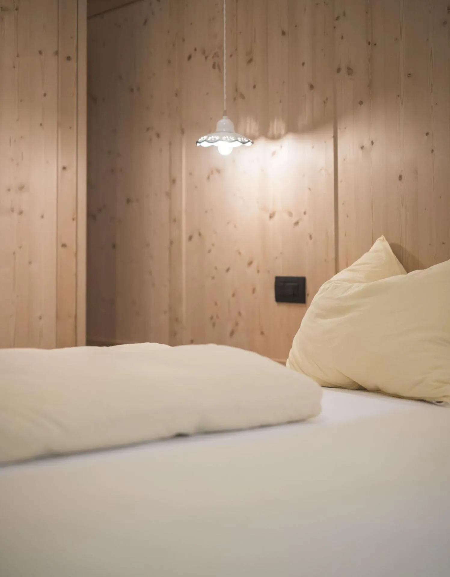 Decorative detail, Bed in Emma Historic Hotel