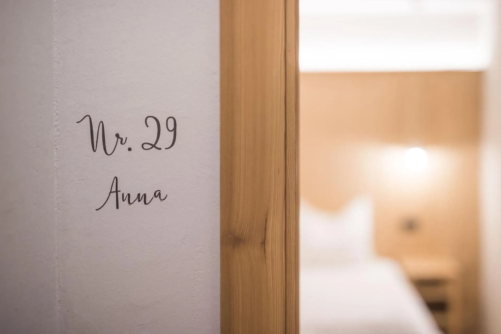 Decorative detail, Bed in Emma Historic Hotel