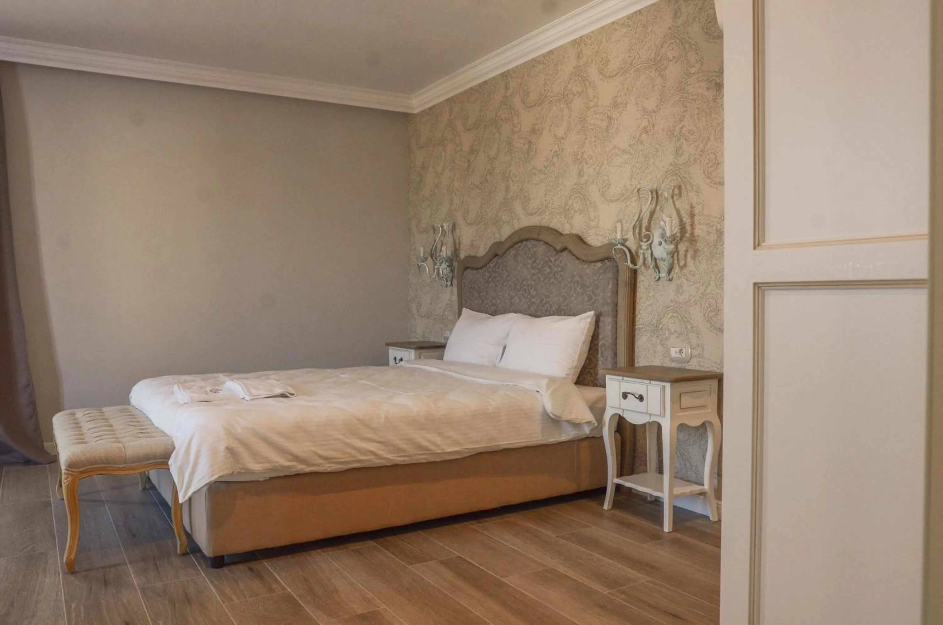 Bedroom in Residence Bilyana