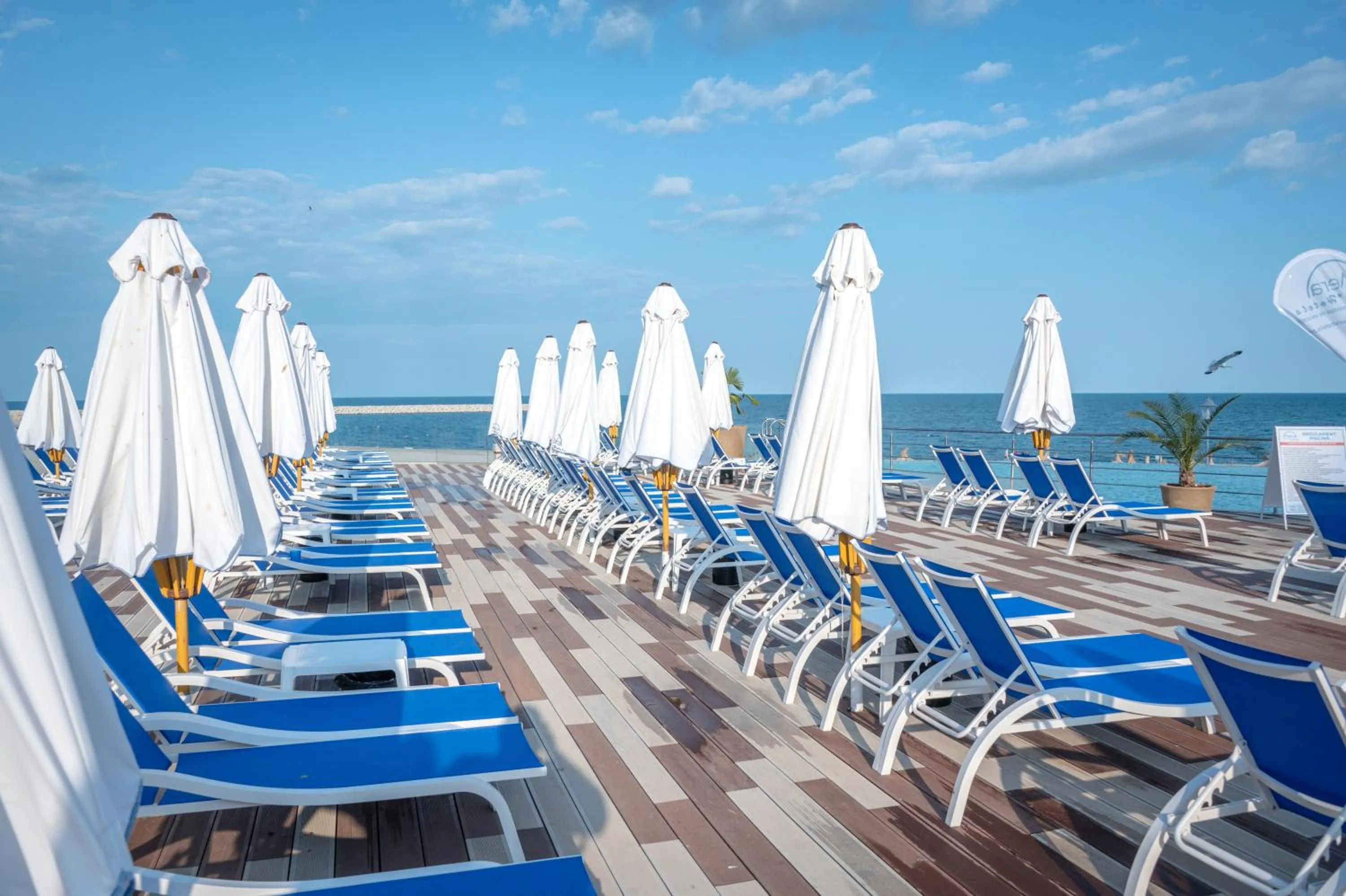 Property building in Mera Onix