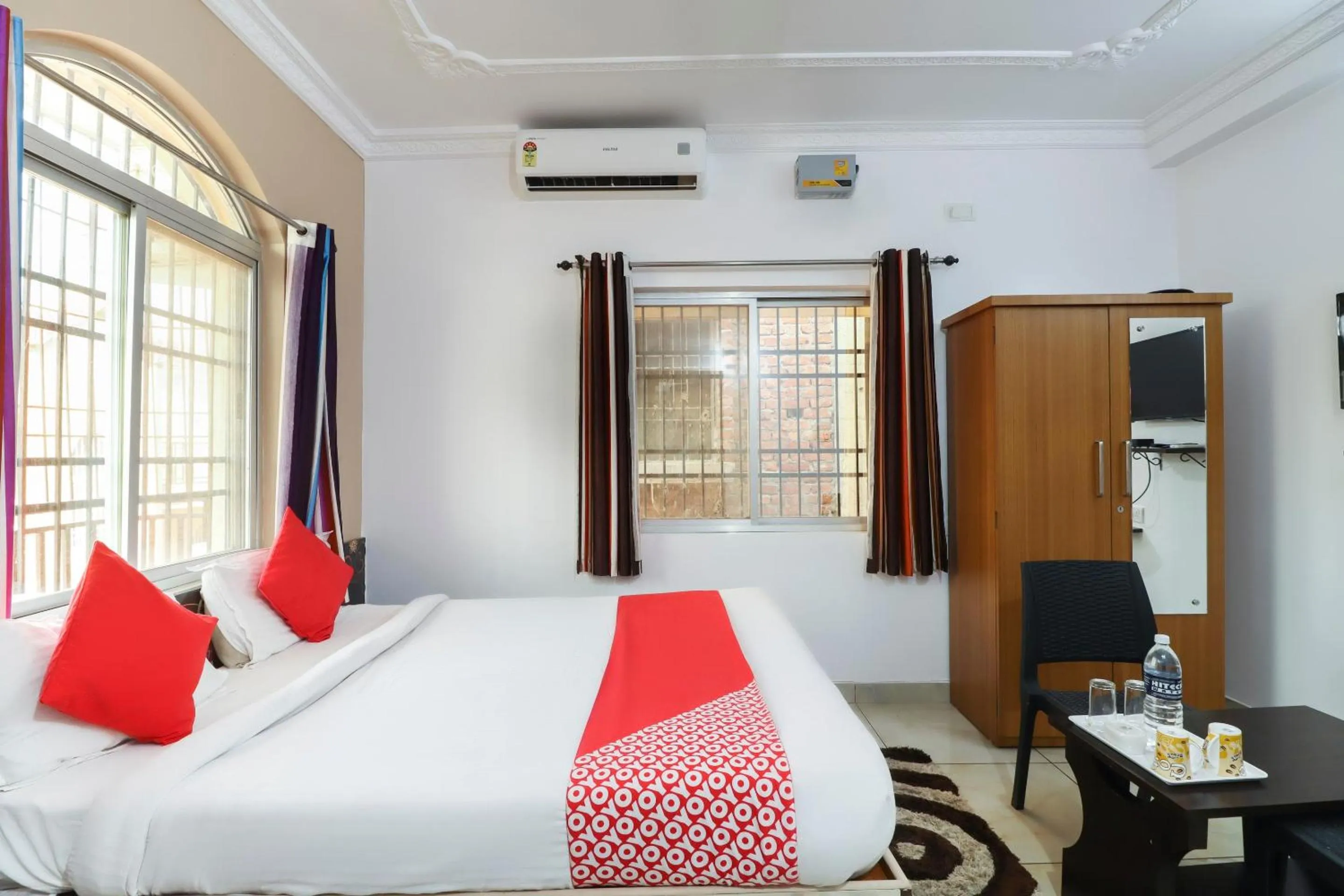 Bedroom, Bed in Capital O The Tulip