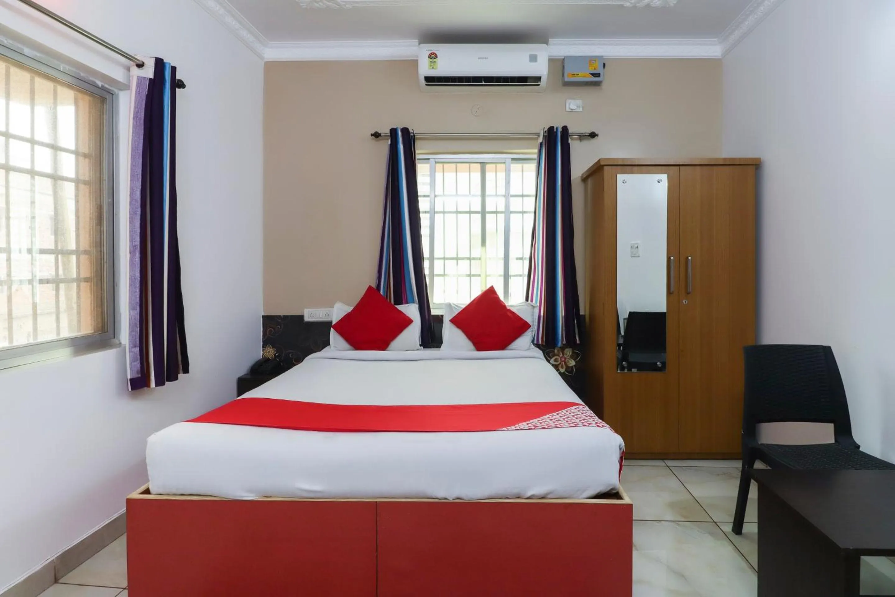 Bedroom in Super Capital O The Tulip