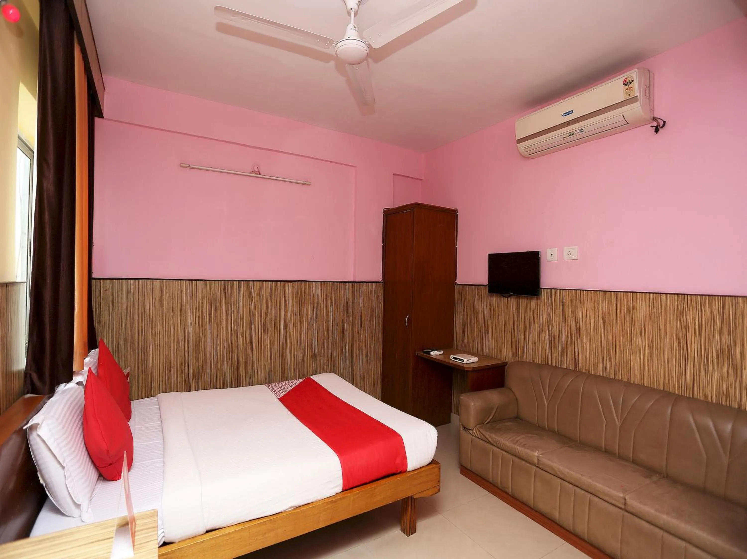 Bedroom, Bed in Super Hotel O Centre Point