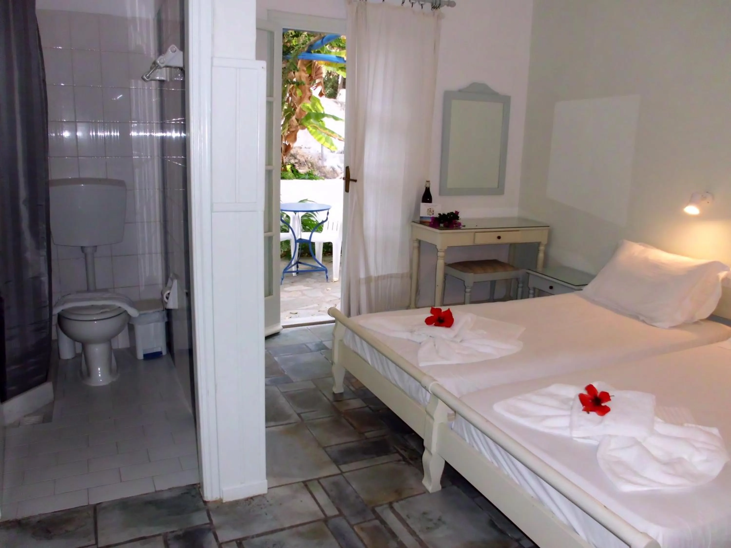 Garden, Bed in Aegean Village