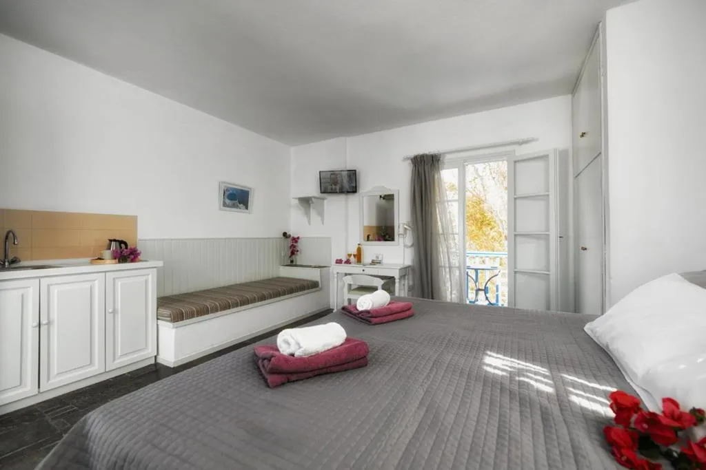 Photo of the whole room, Bed in Aegean Village