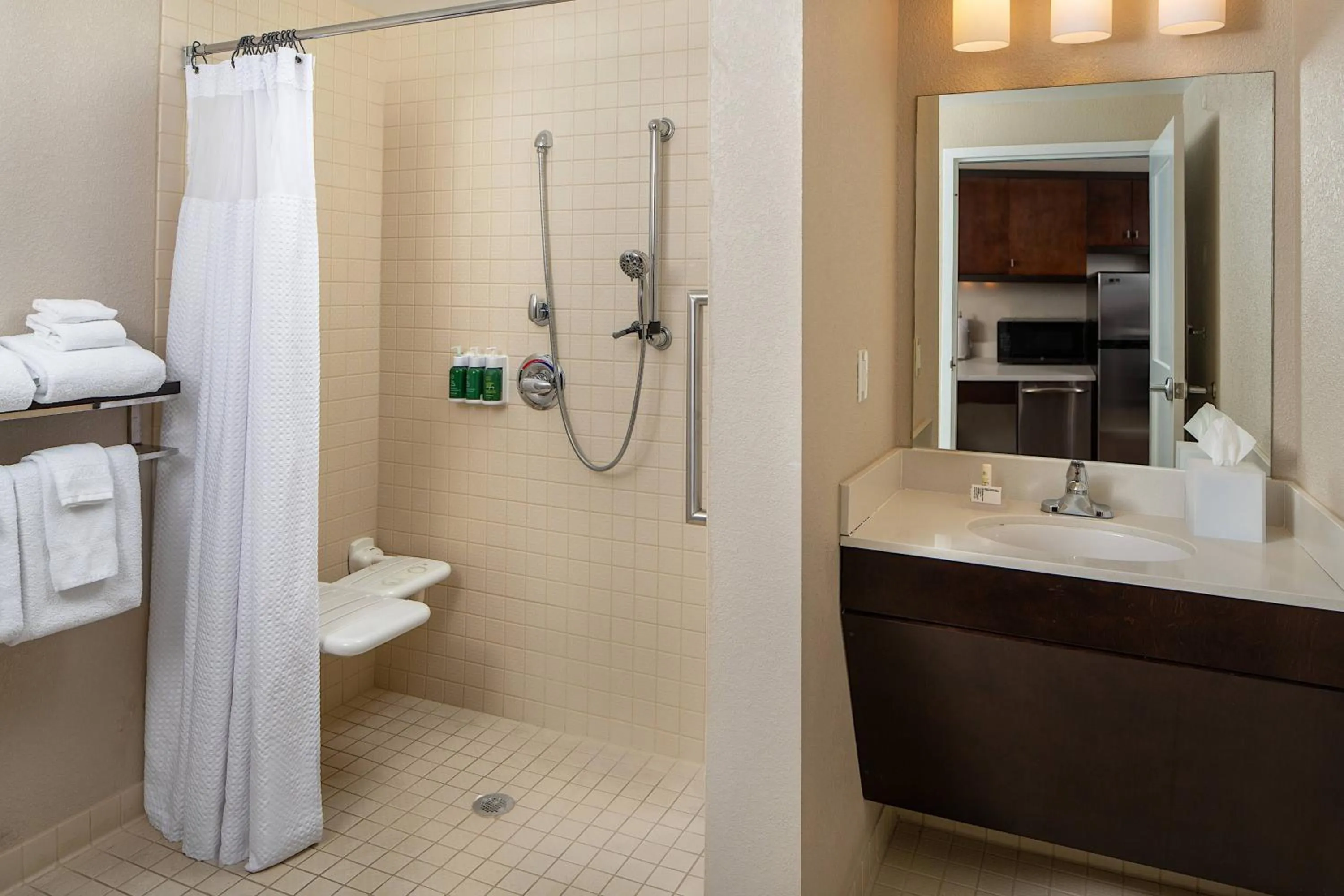 Bathroom in TownePlace by Marriott Suites Clarksville