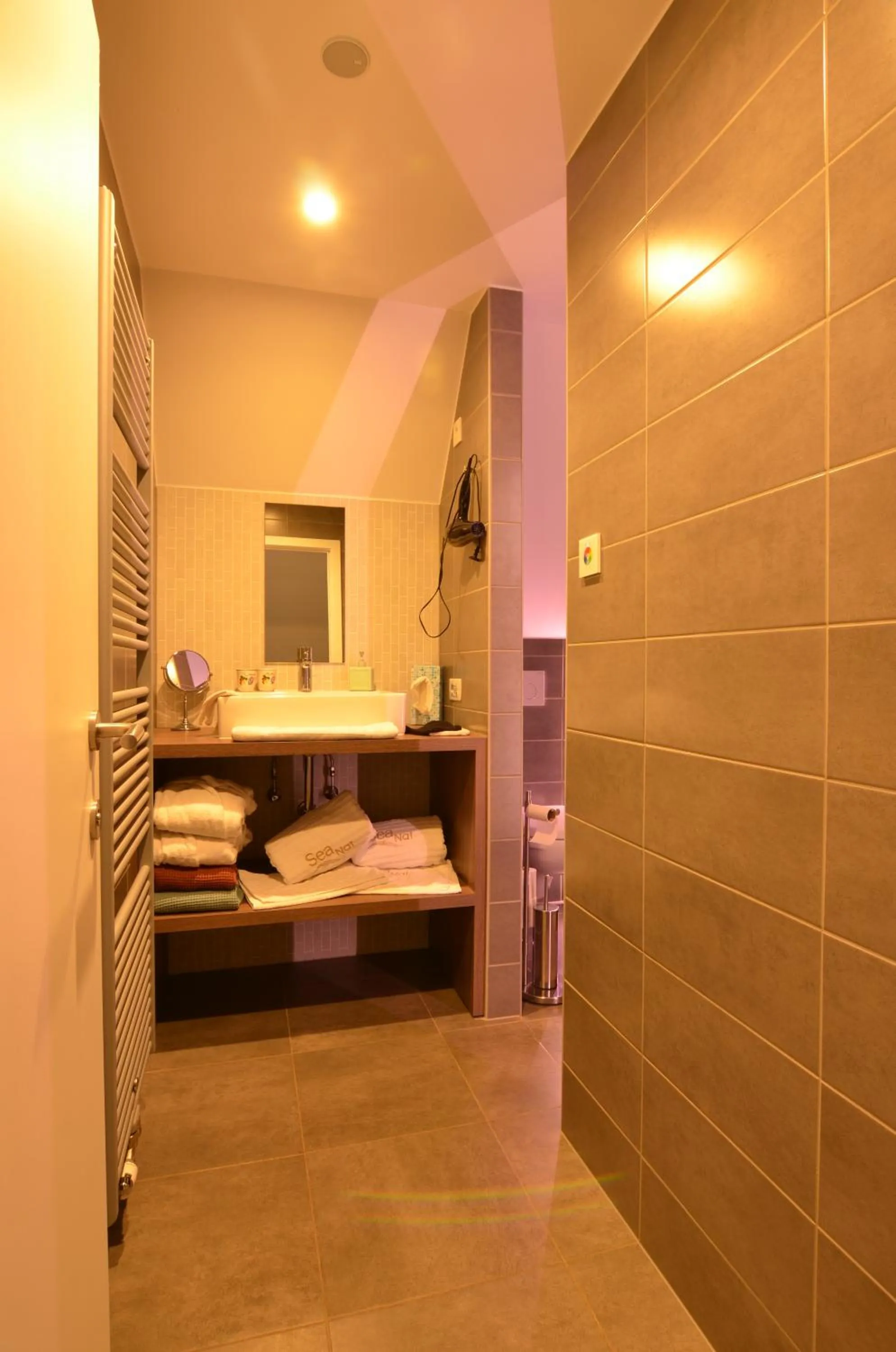 Bathroom in B&B wellness Sea Nat voor Naturisten