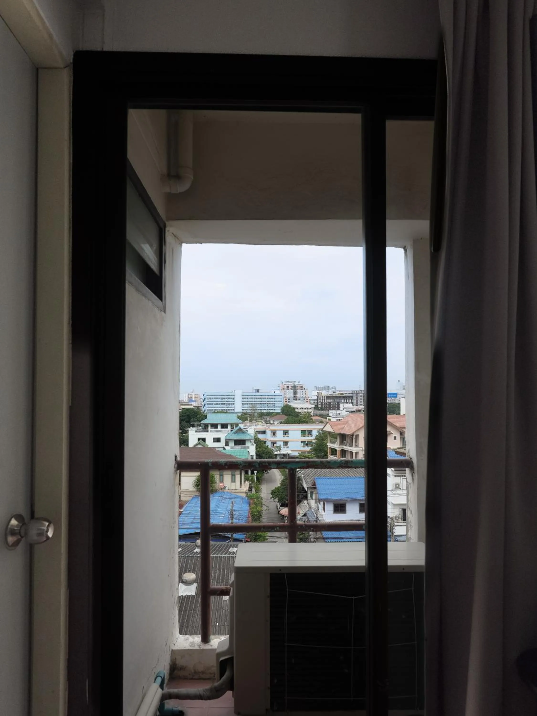 Regent Ngamwongwan Hotel