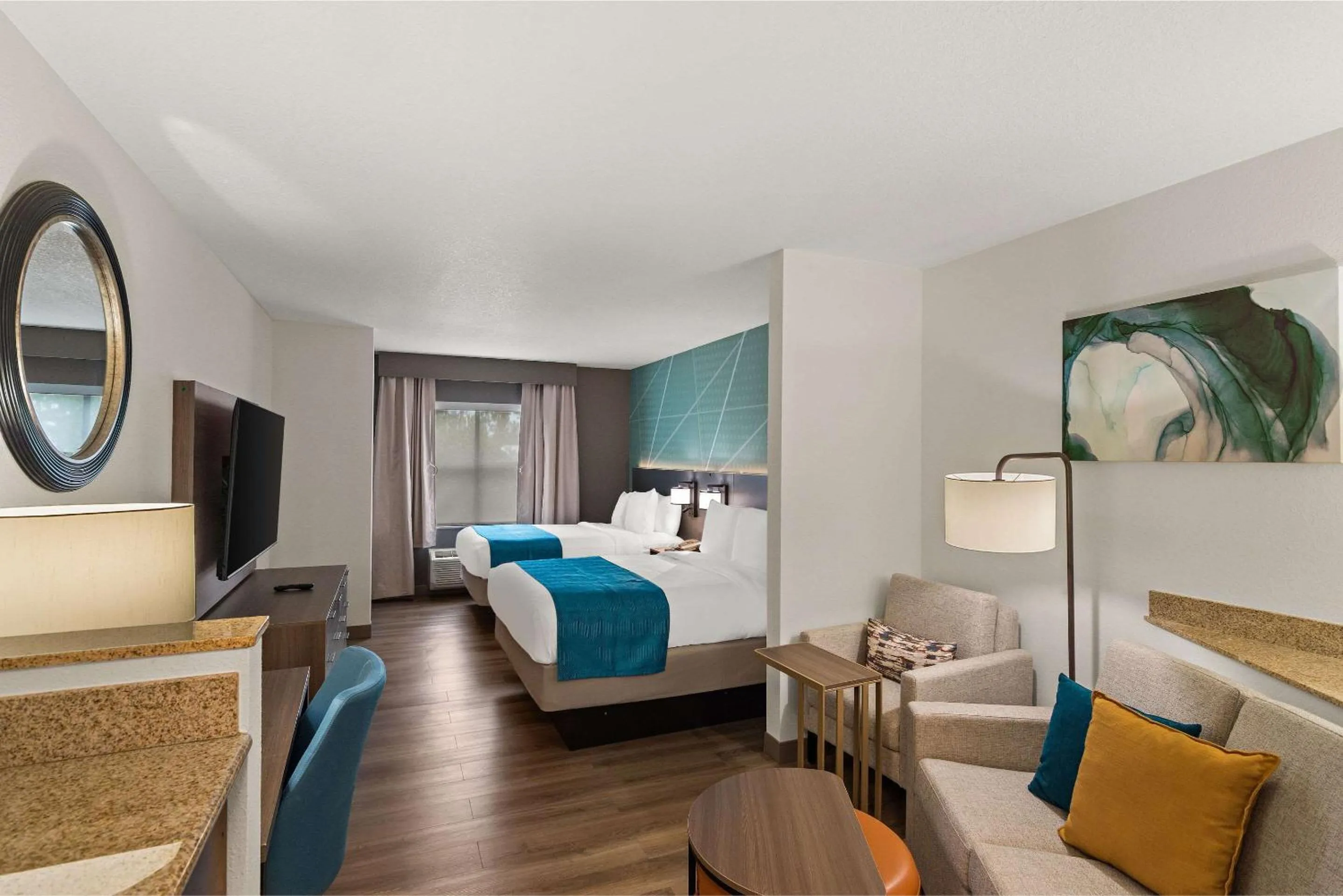 Bedroom, Bed in Comfort Suites Vero Beach I-95