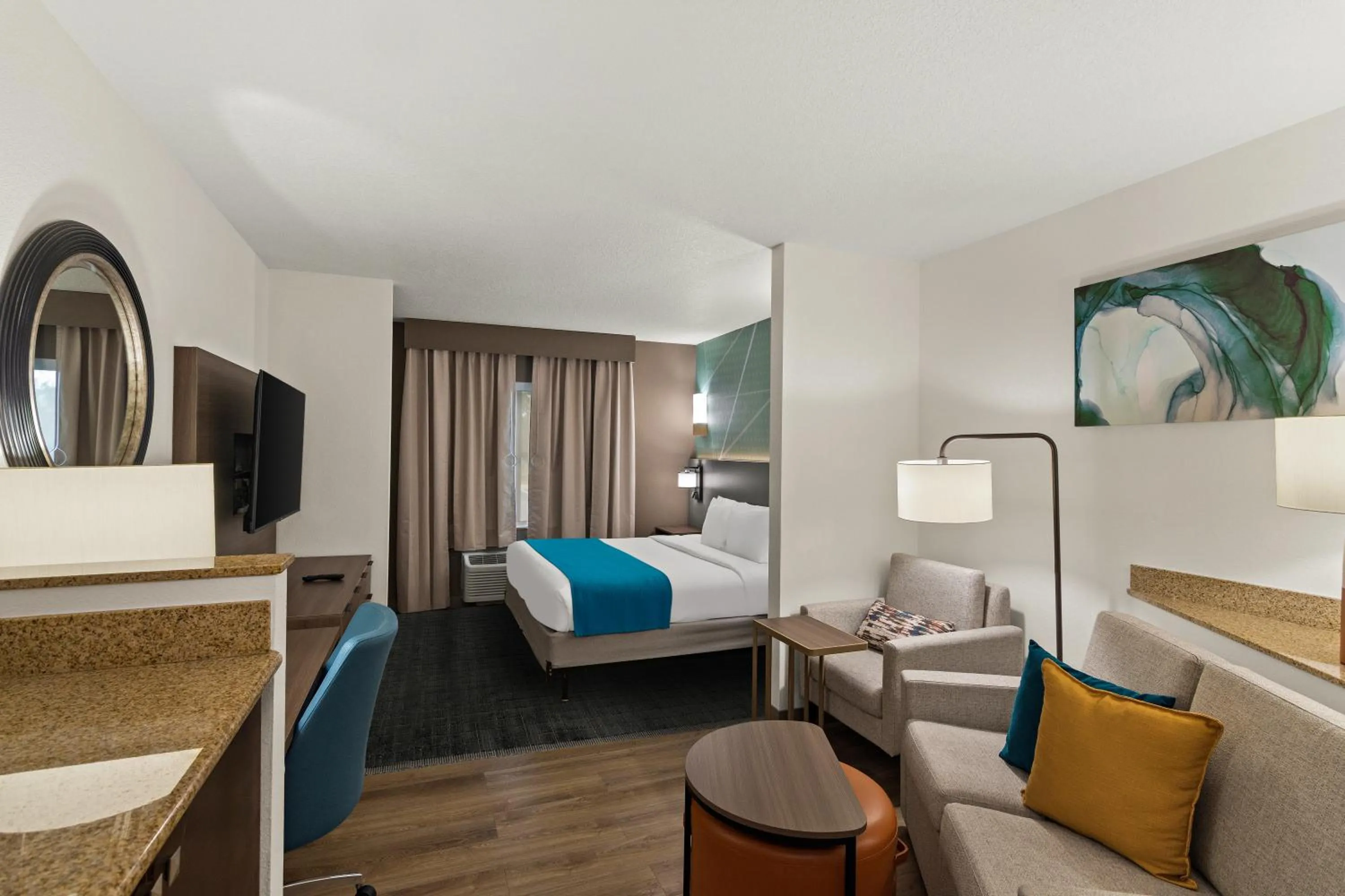 Bed in Comfort Suites Vero Beach I-95