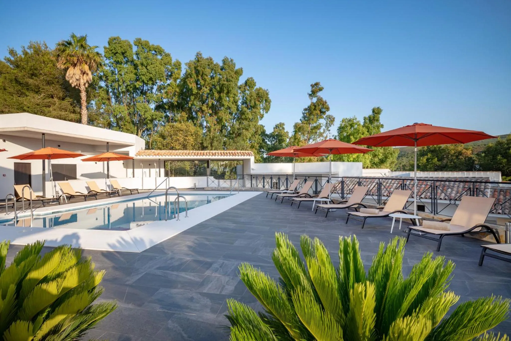 Property building in Hotel Admiral San Roque