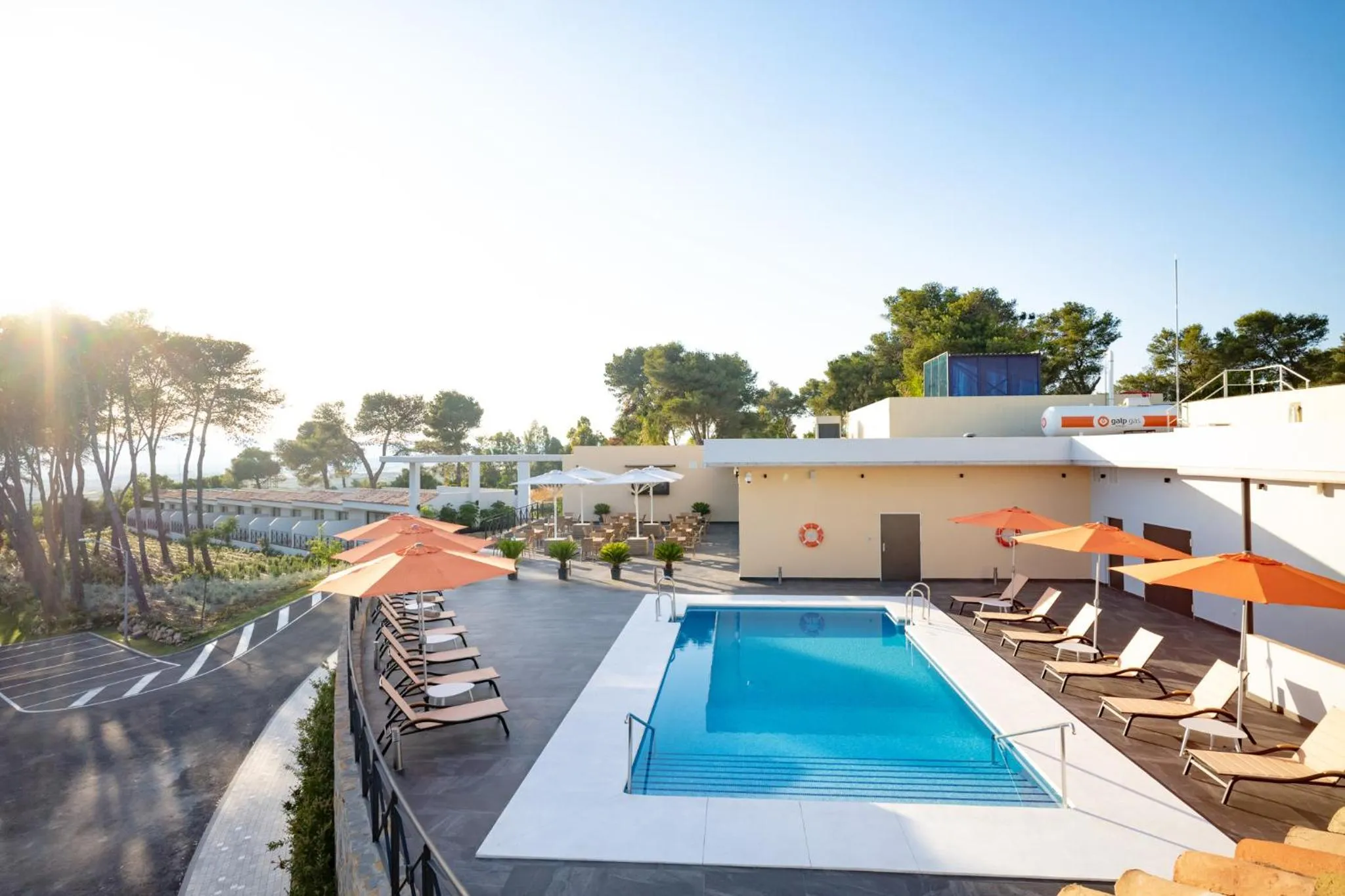 Swimming pool in Hotel Admiral San Roque