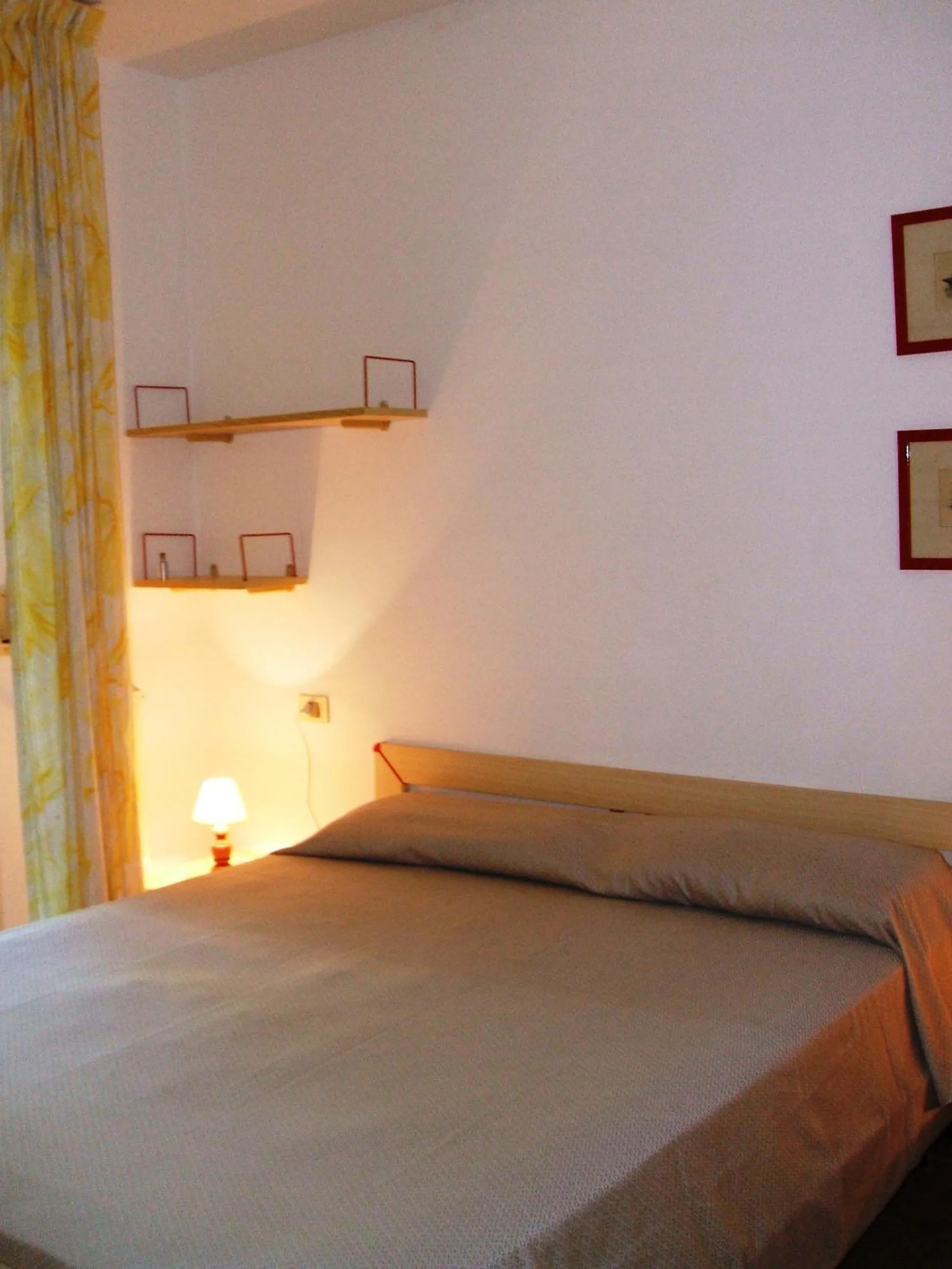 Bed in Residence Airone