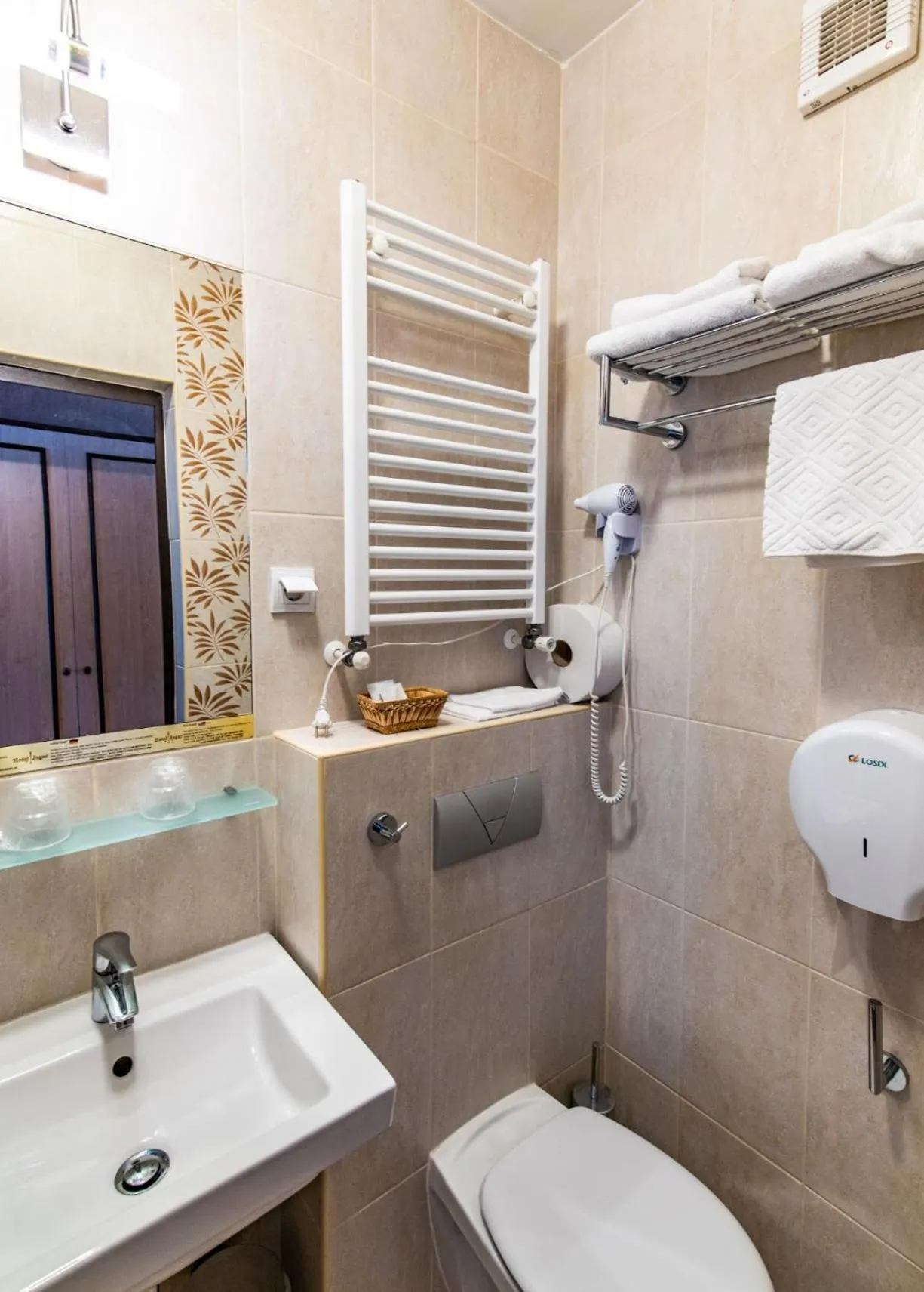 Bathroom in Hotel Jogar