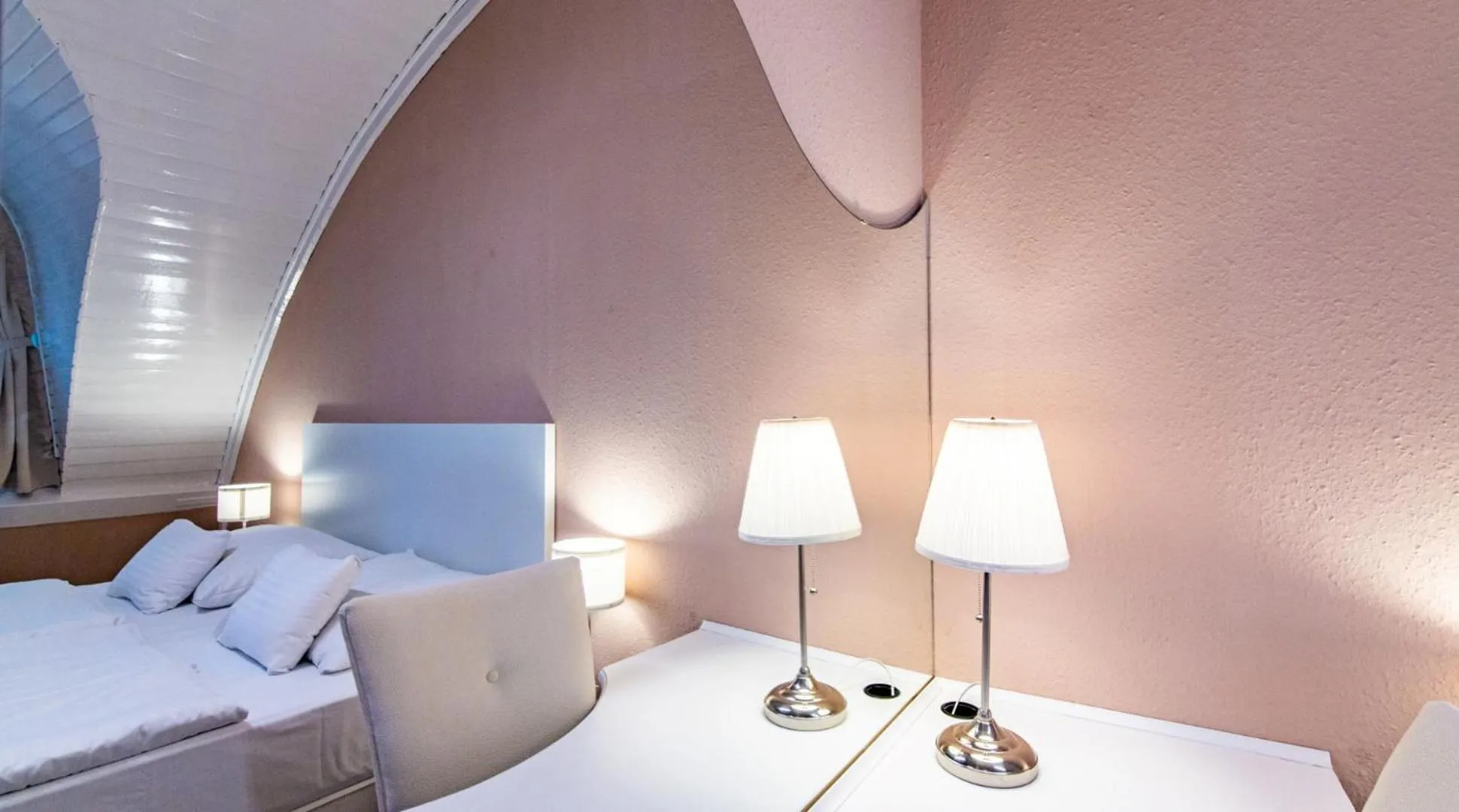 Photo of the whole room, Bed in Hotel Jogar