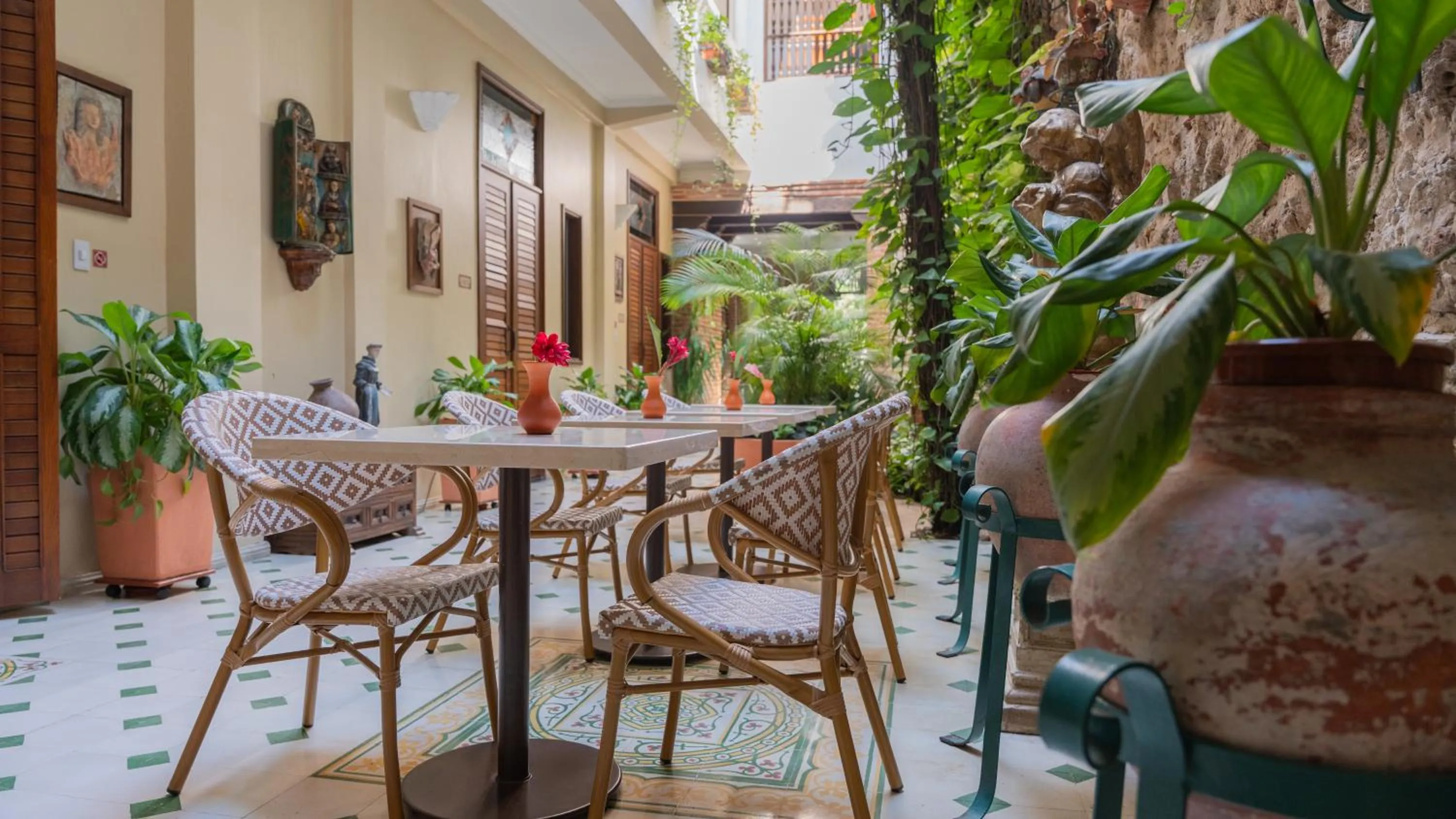 Patio in Hotel Casa La Fe