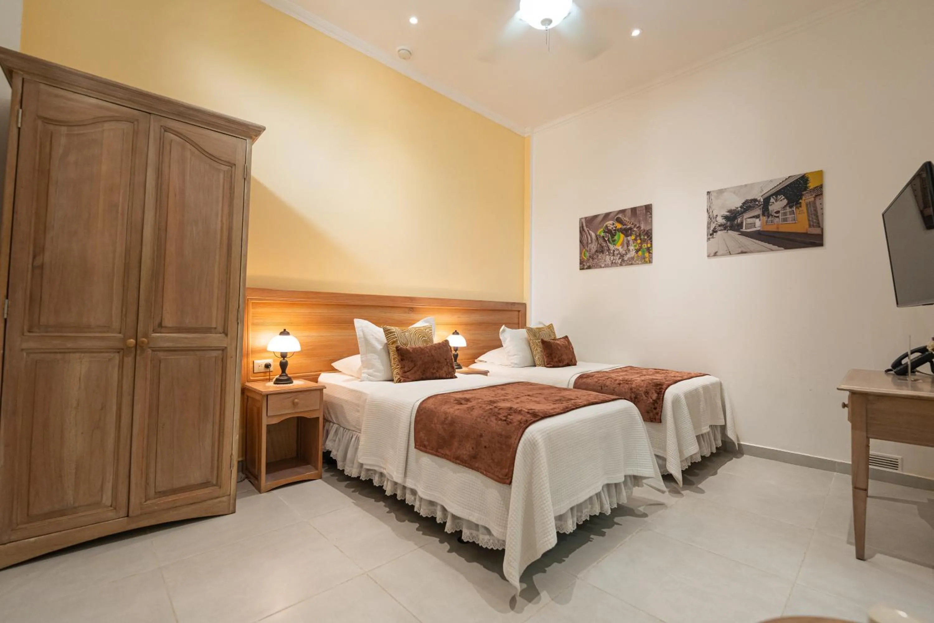 Decorative detail, Bed in Hotel Casa La Fe