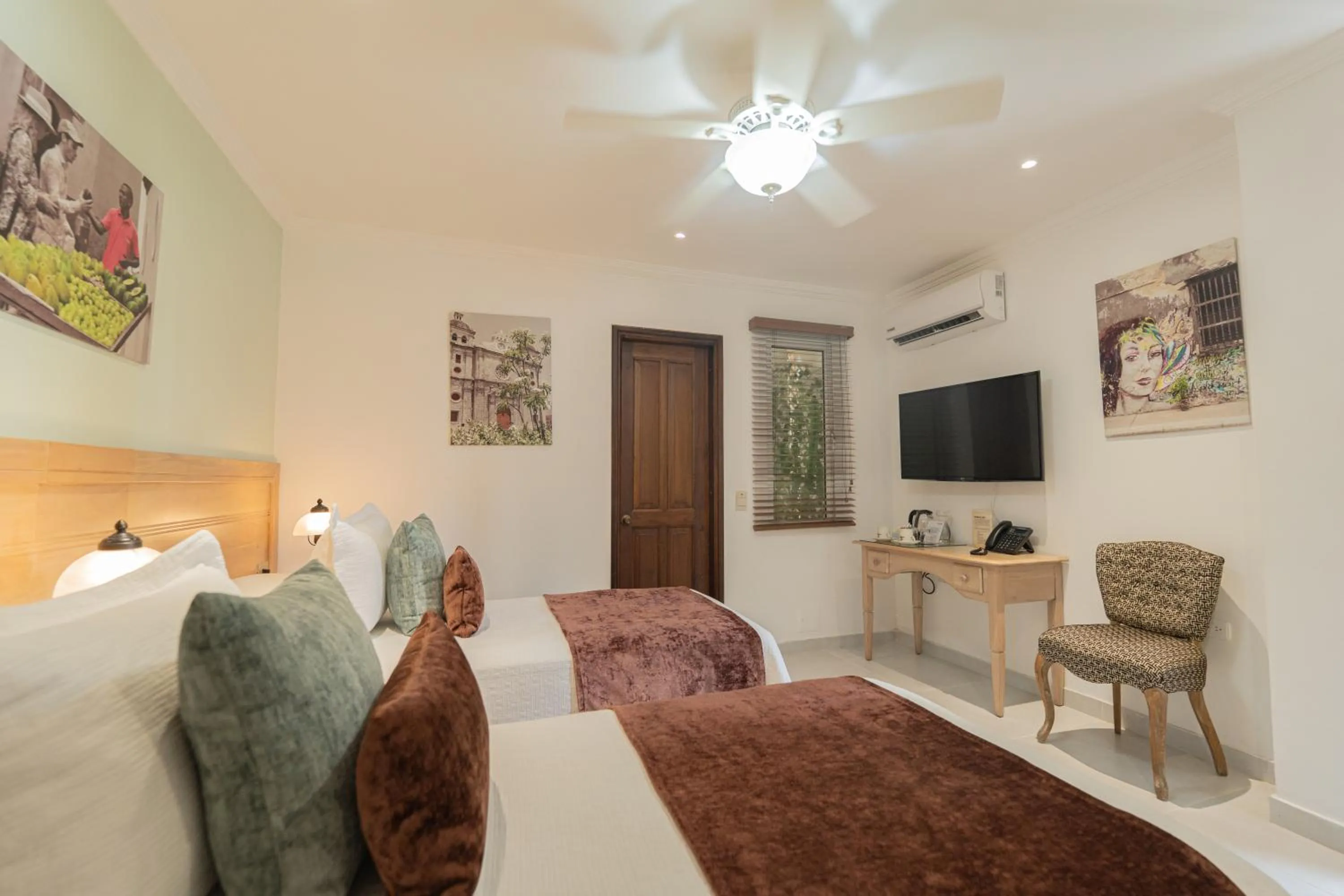 TV and multimedia, Bed in Hotel Casa La Fe