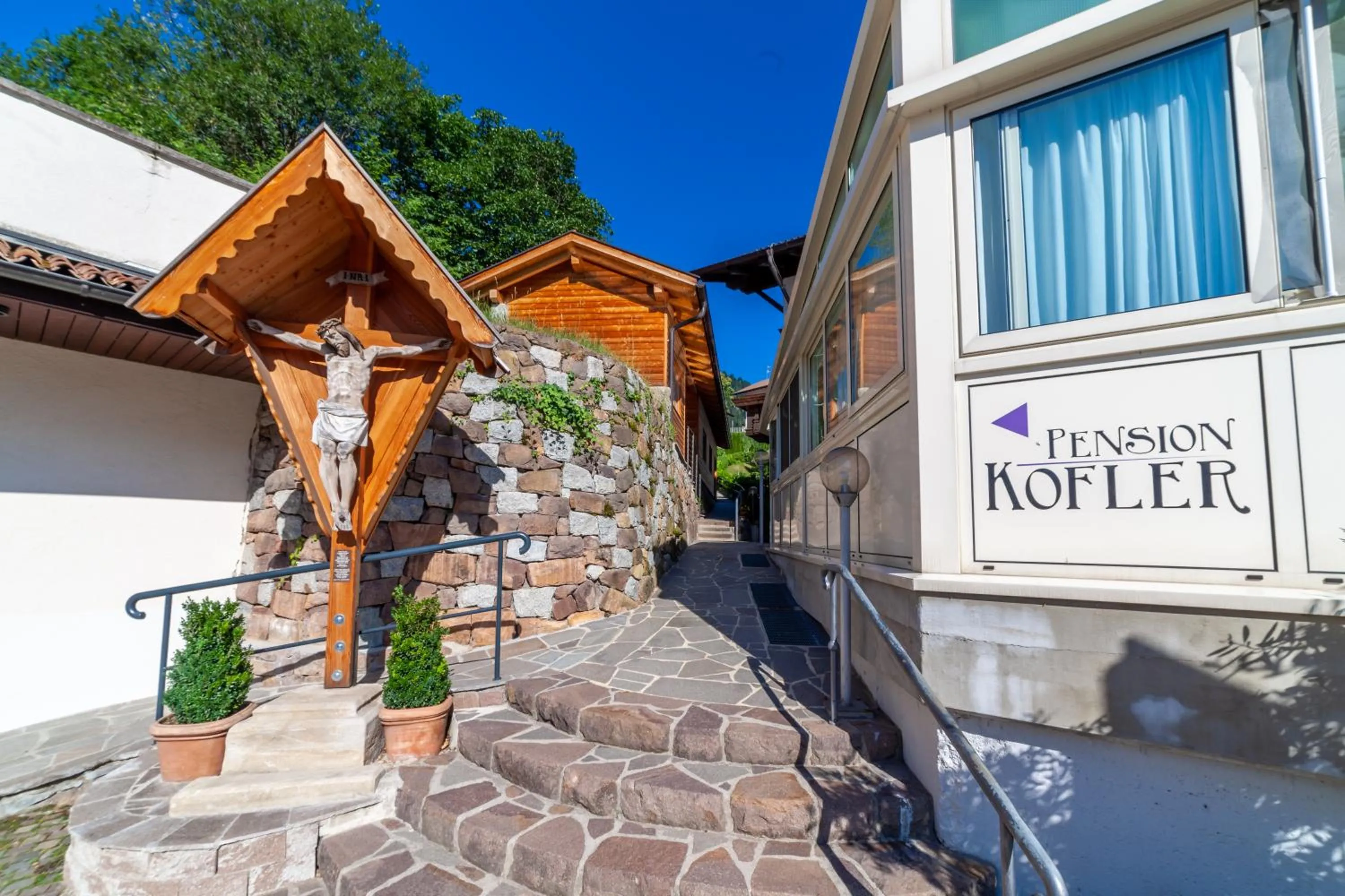 Facade/entrance in Pension Kofler