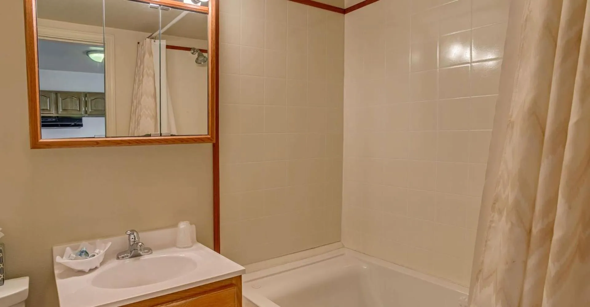 Bathroom in Inn of the Lost Coast