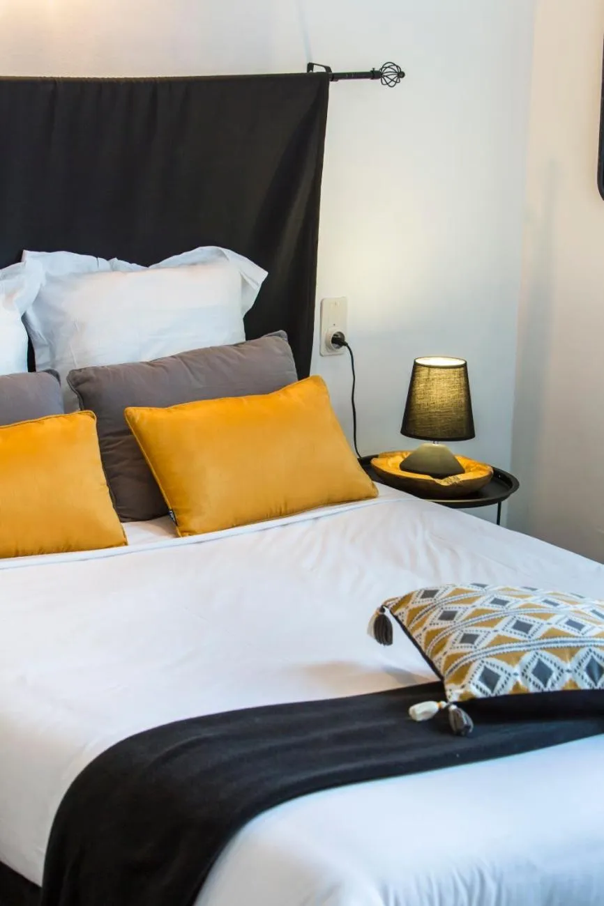 Bed in L'Instant Sévigné