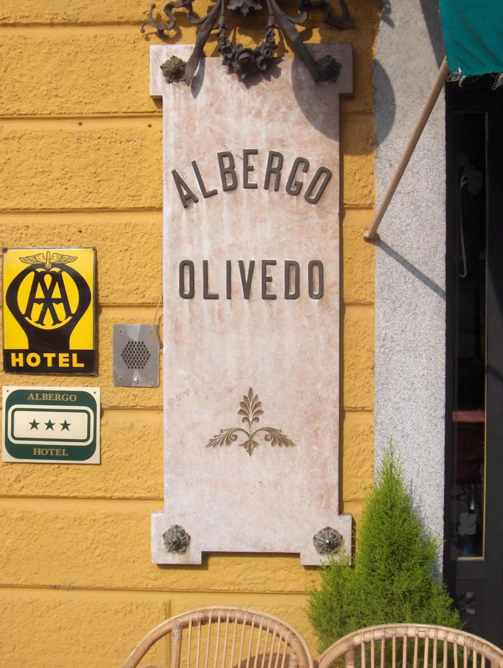 Facade/entrance in Hotel Olivedo