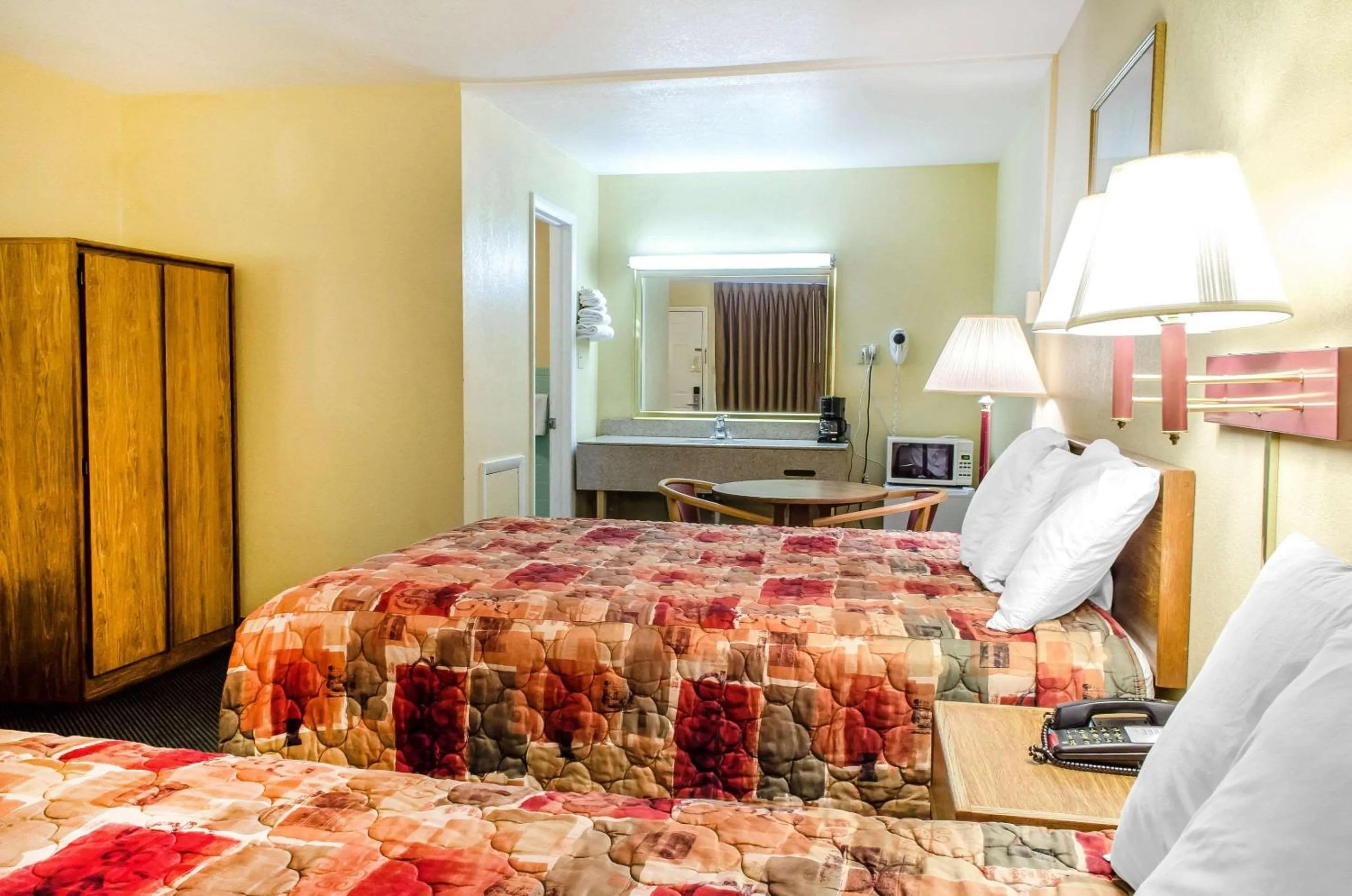 Photo of the whole room, Bed in Relax Inn