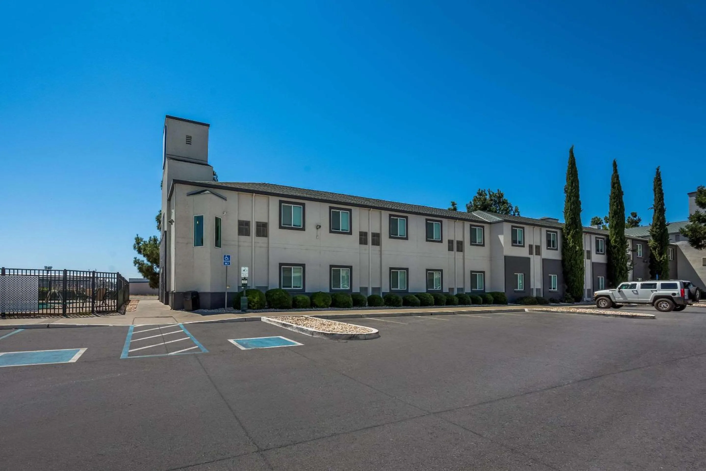 Property building in Quality Inn Yuba City-Marysville