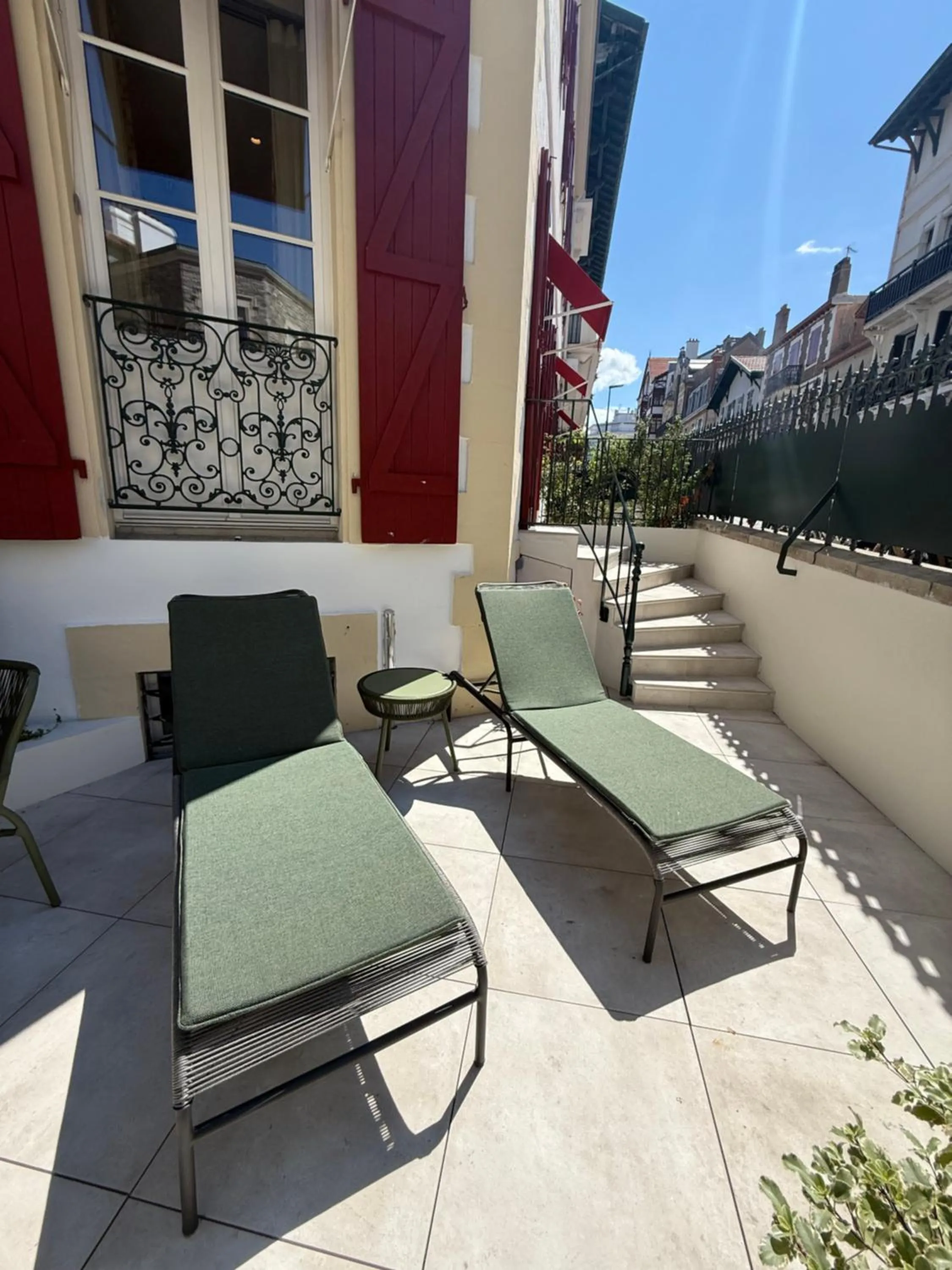 Patio in Hotel de Silhouette