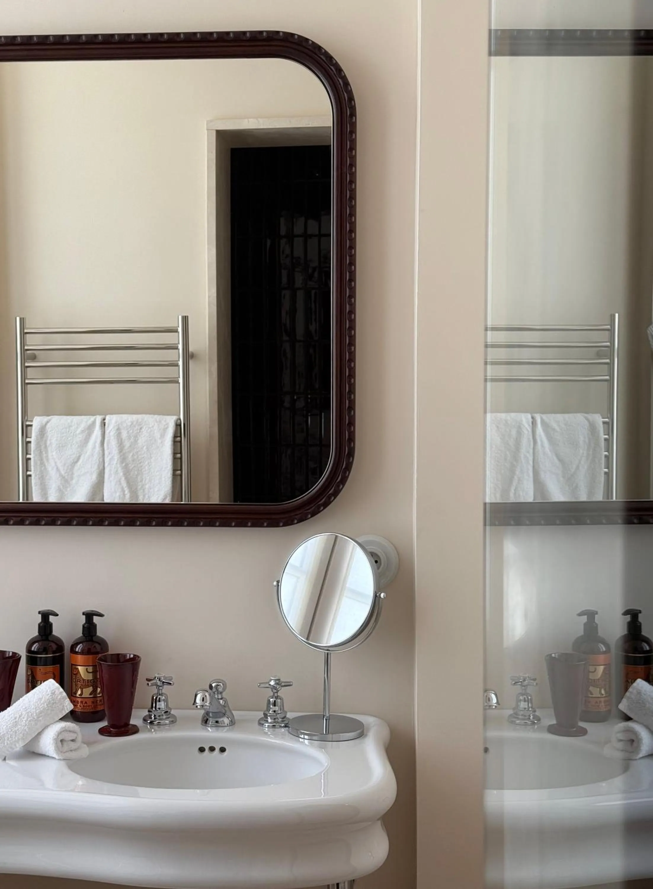 Bathroom in Hotel de Silhouette