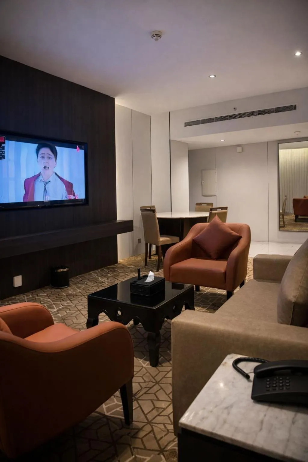 LeChateau Boutique Hotel