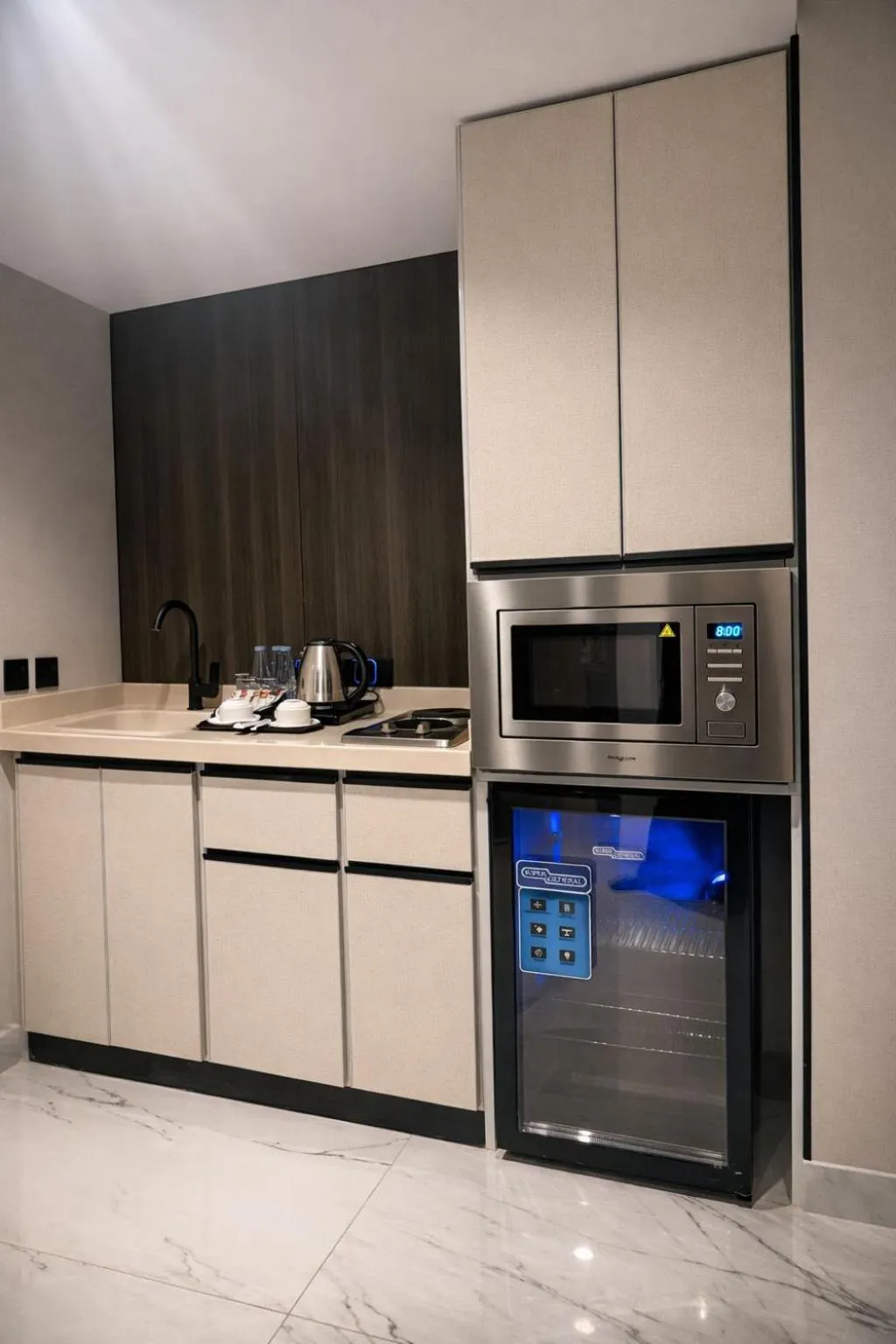 LeChateau Boutique Hotel