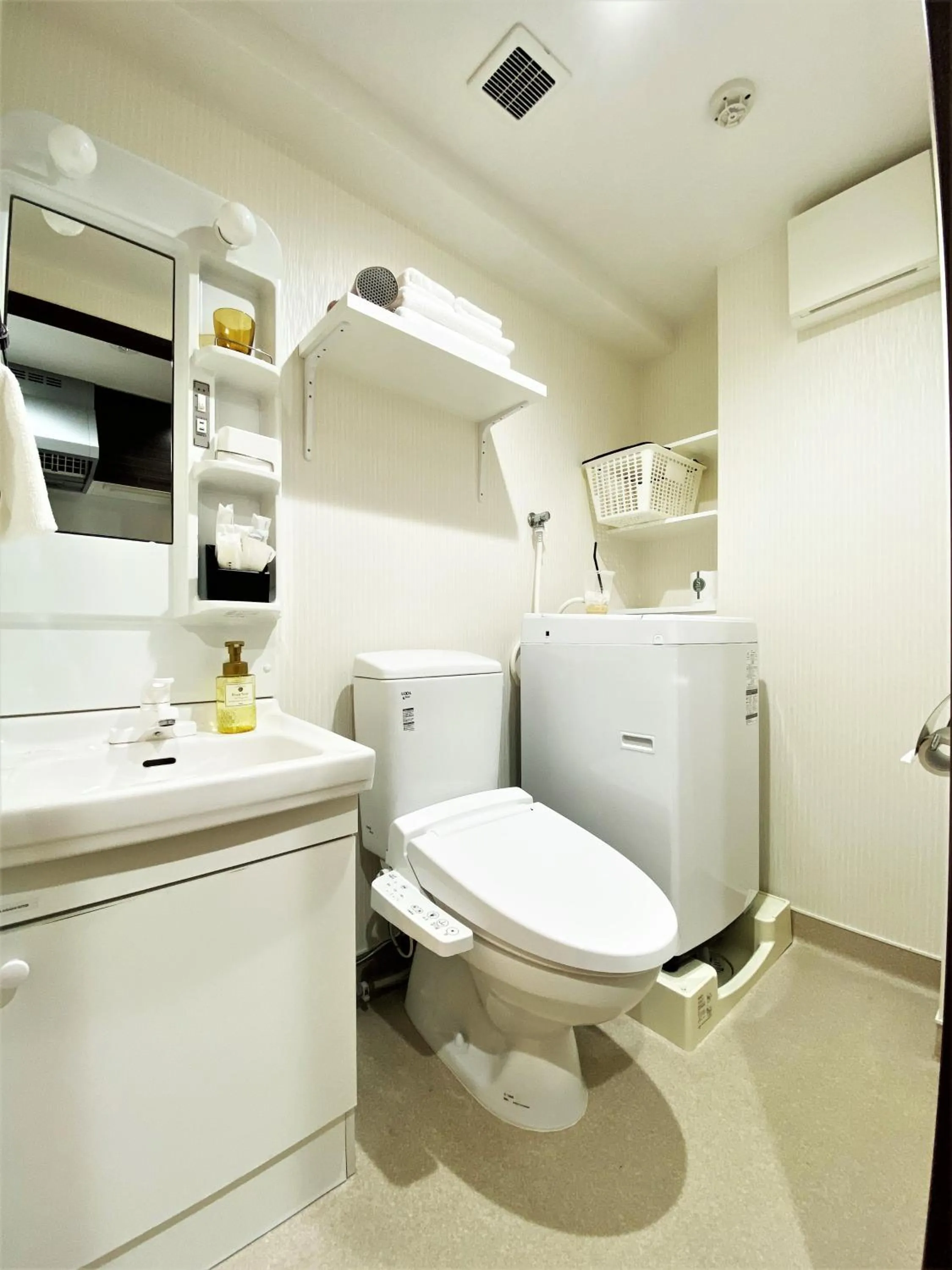 Toilet in Randor Hotel Fukuoka