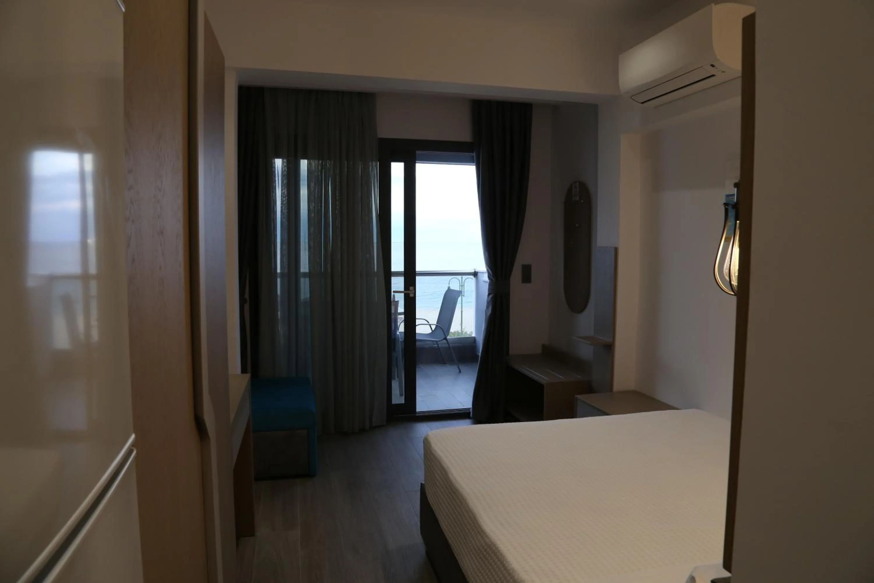 Bedroom, Bed in Amalia Rooms Sea View